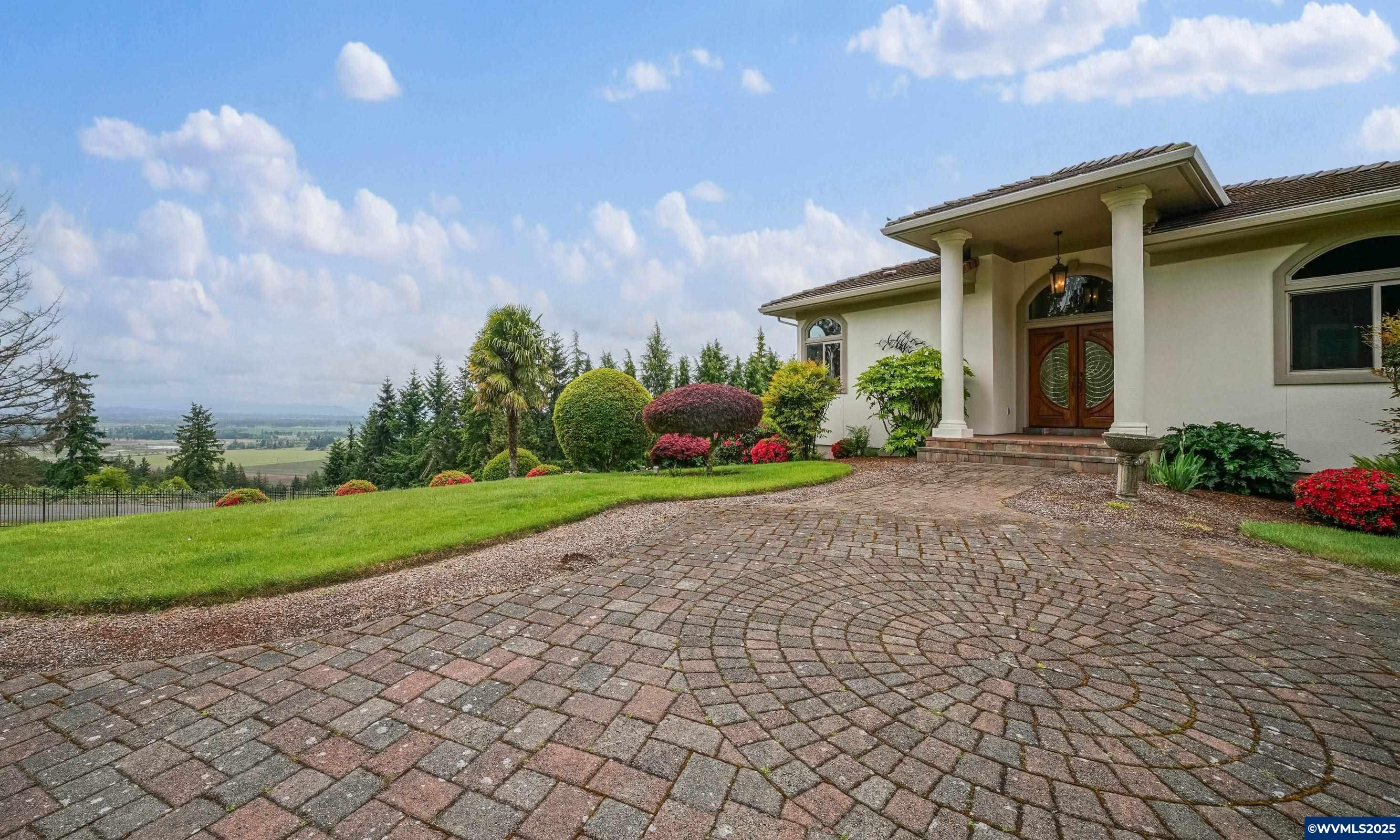 Turner, Oregon, 97392, United States, 4 Bedrooms Bedrooms, ,3 BathroomsBathrooms,Residential,For Sale,1827852