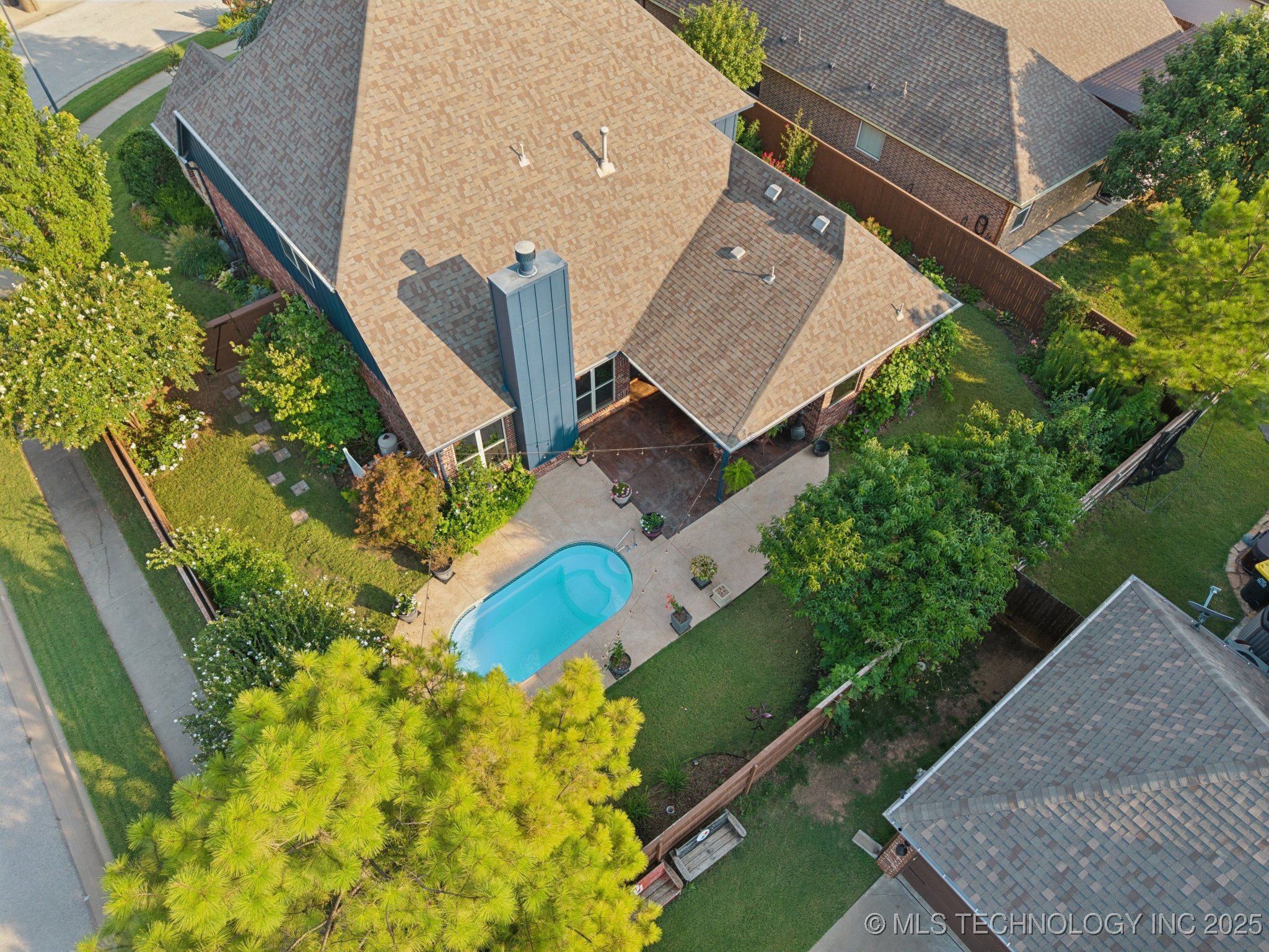 Bixby, Oklahoma, 74008, United States, 4 Bedrooms Bedrooms, ,4 BathroomsBathrooms,Residential,For Sale,1911638