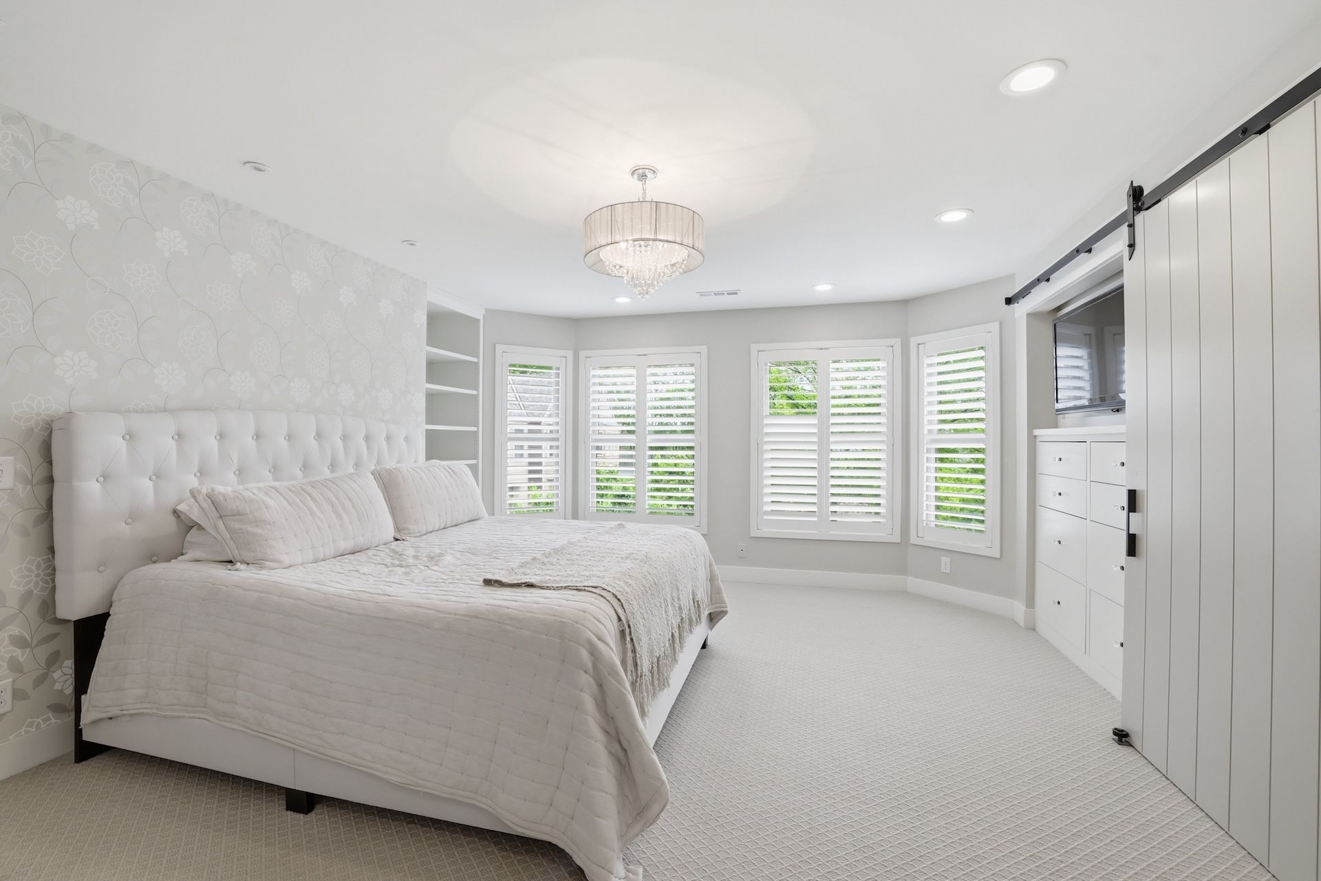  Renovated Townhome with Panoramic Views of Cedar Lake - 物件實景