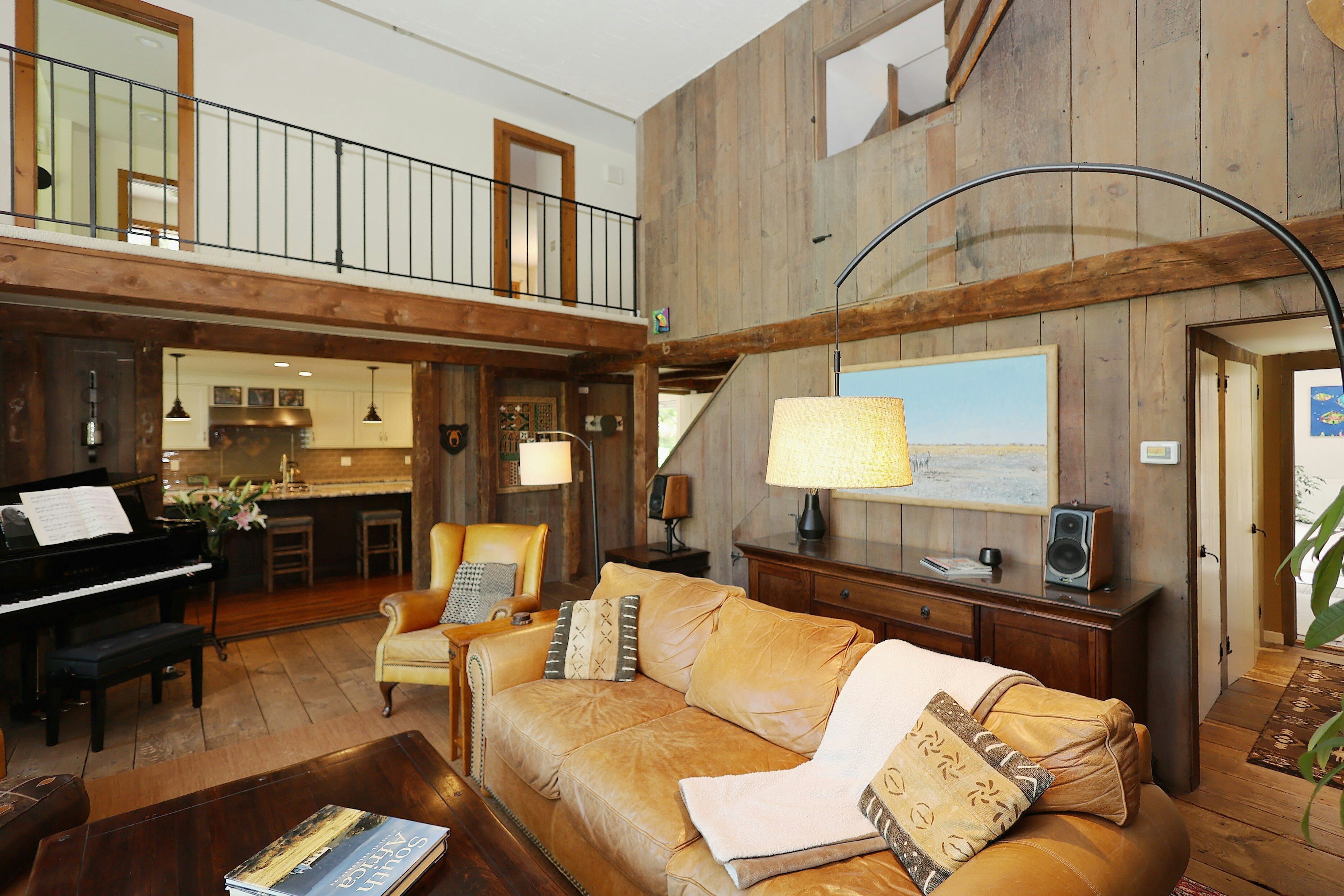  Truly Remarkable One of a Kind Home - 物件實景