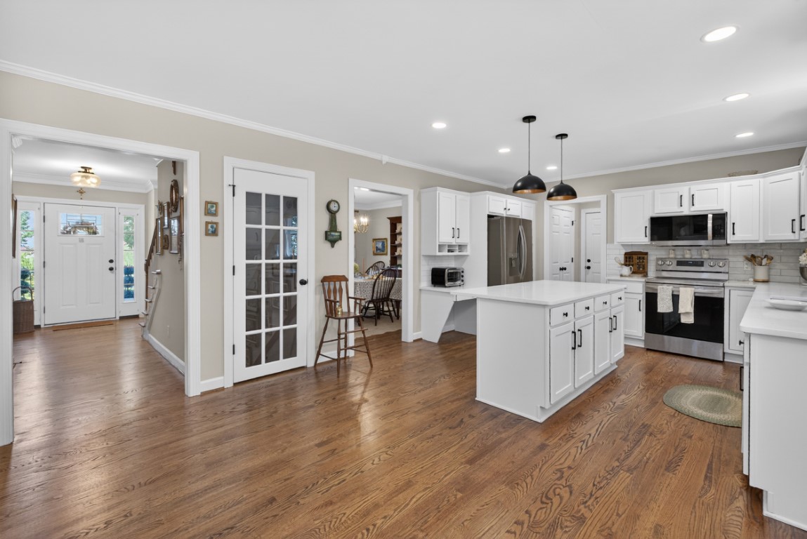 Forest, Virginia, 24551, United States, 4 Bedrooms Bedrooms, ,4 BathroomsBathrooms,Residential,For Sale,2048655