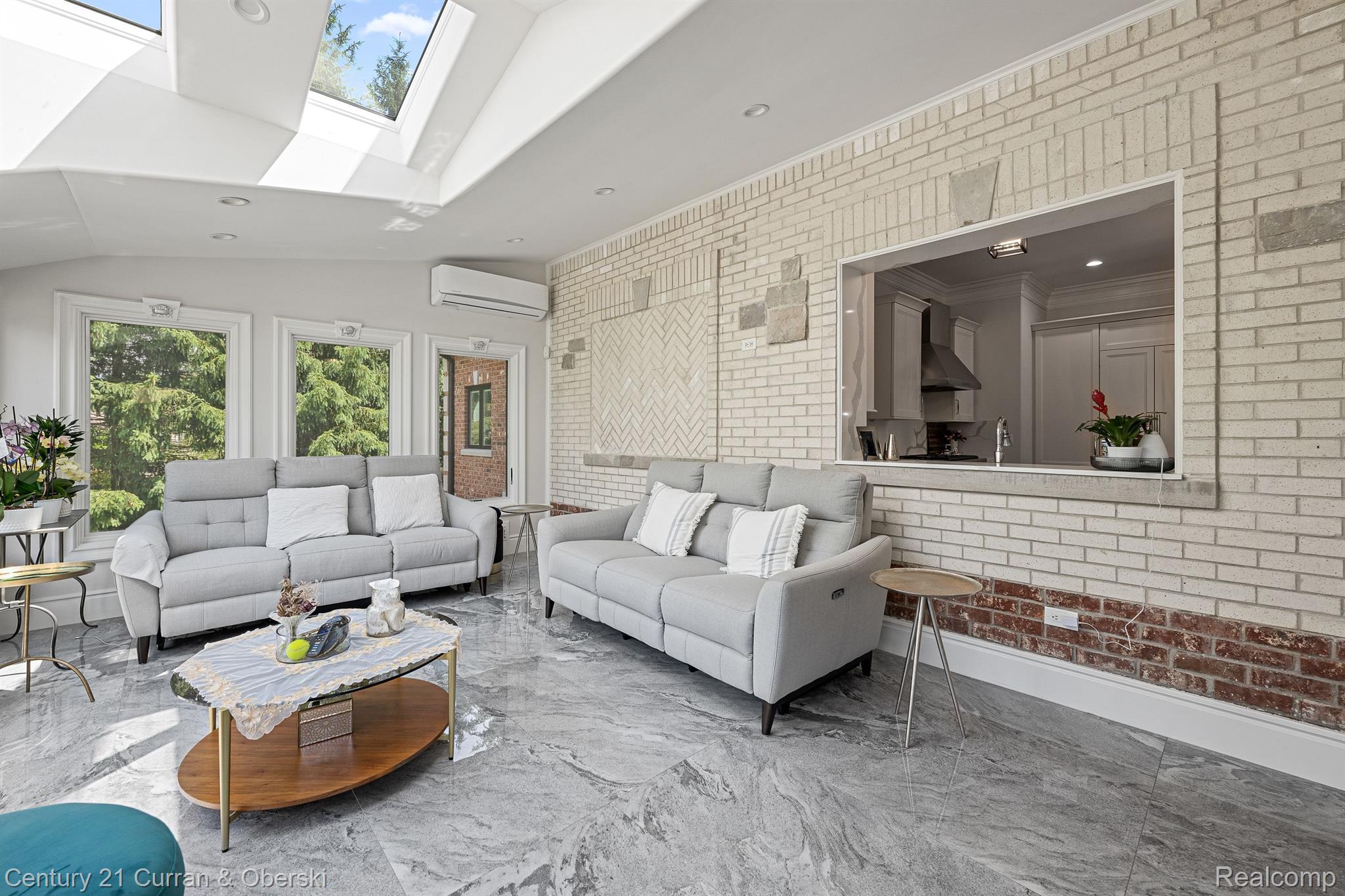 Northville Township, Michigan, 48168, United States, 7 Bedrooms Bedrooms, ,10 BathroomsBathrooms,Residential,For Sale,2006109