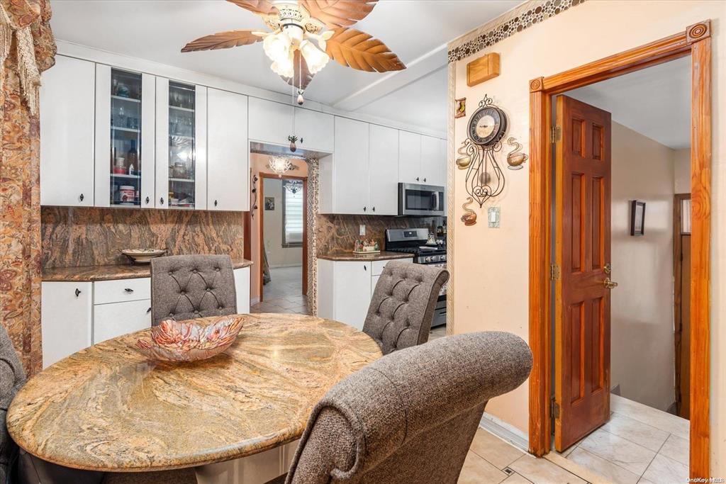 Brooklyn, New York, 11204, United States, 5 Bedrooms Bedrooms, ,3 BathroomsBathrooms,Residential,For Sale,1809100
