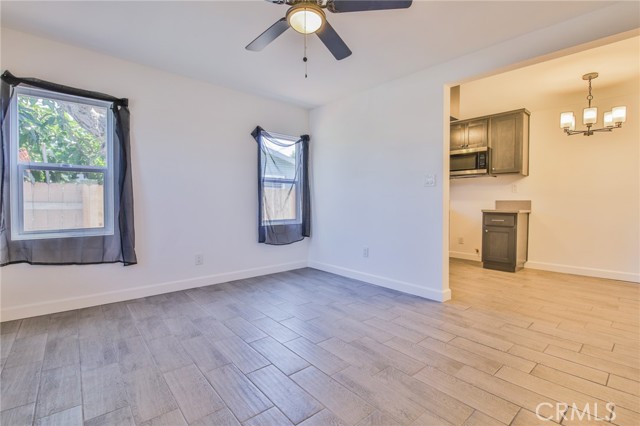 Los Angeles, California, 90061, United States, 2 Bedrooms Bedrooms, ,2 BathroomsBathrooms,Residential,For Sale,1981652