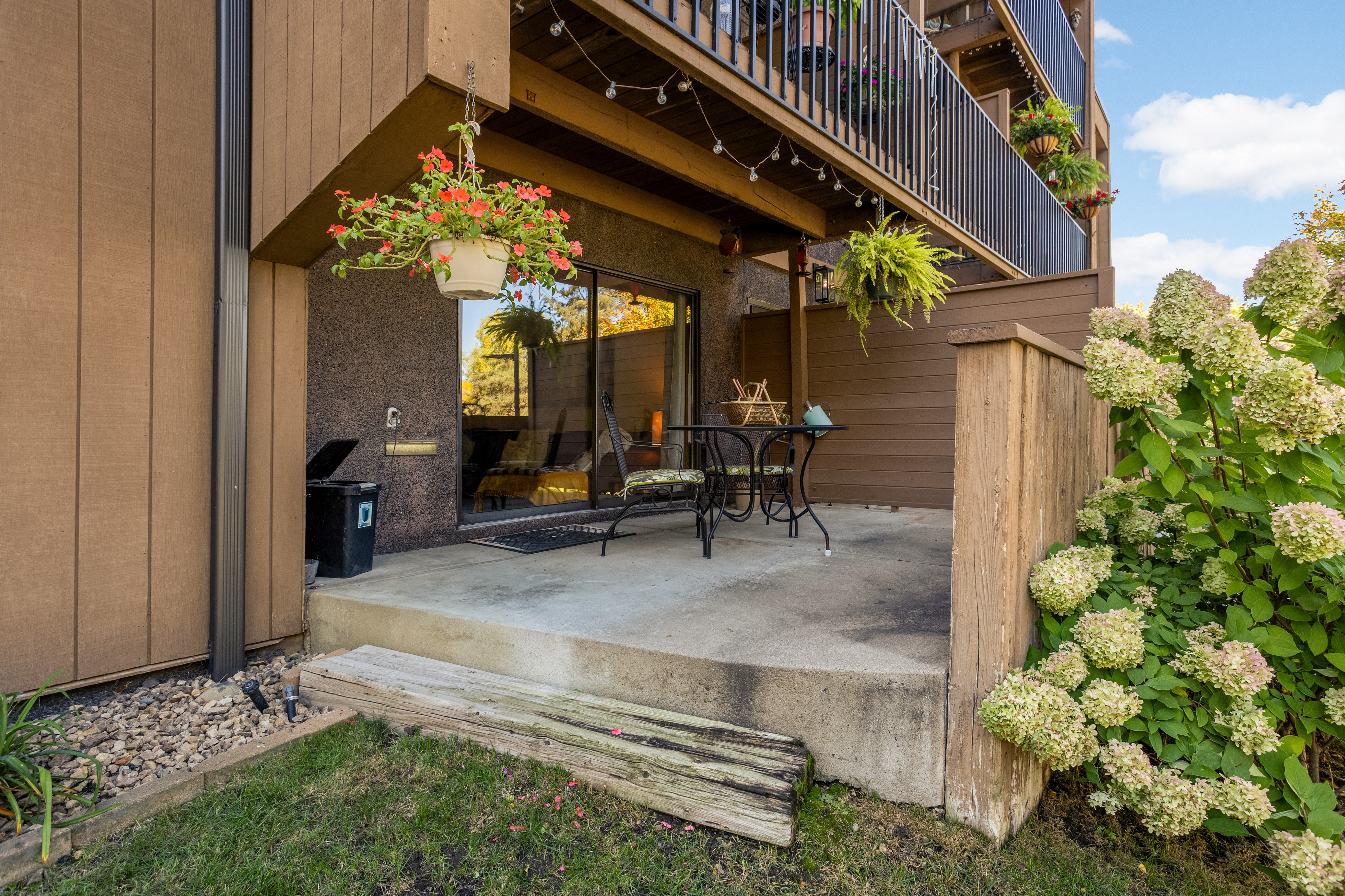  Effortless Single-Level Living in Burnsville - 物件實景