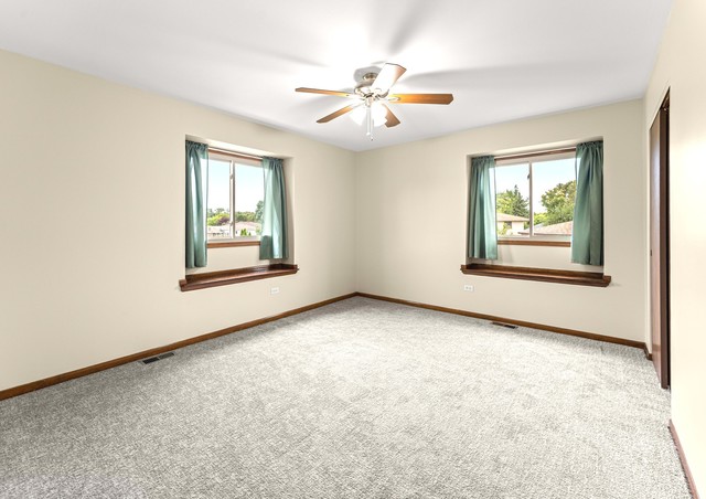 Palos Hills, Illinois, 60465, United States, 4 Bedrooms Bedrooms, ,3 BathroomsBathrooms,Residential,For Sale,1940723