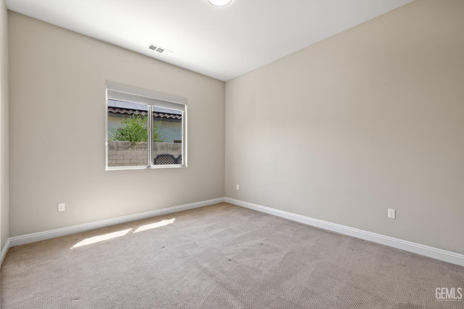 Bakersfield, California, 93311, United States, 4 Bedrooms Bedrooms, ,3 BathroomsBathrooms,Residential,For Sale,1926375