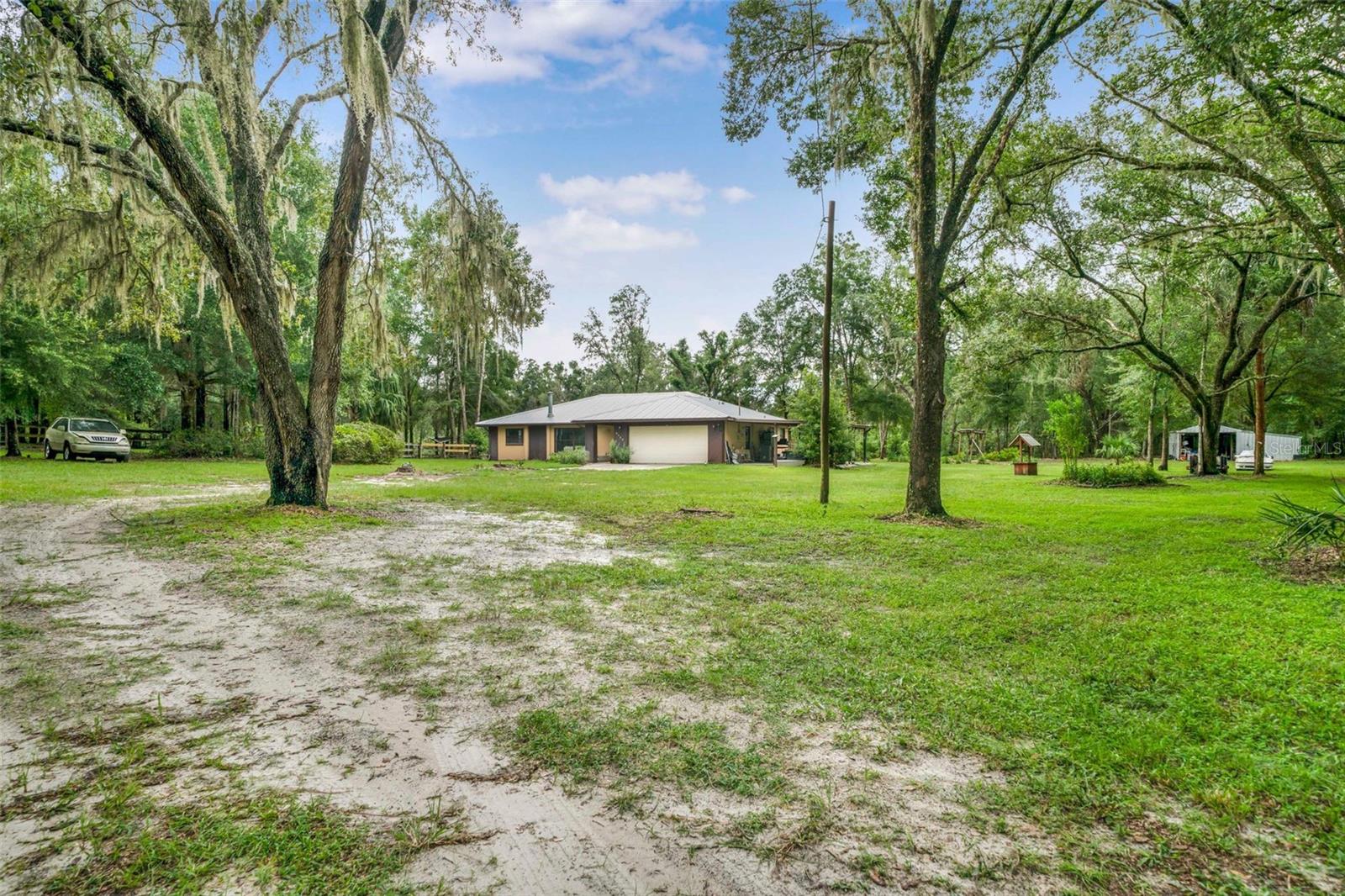 DUNNELLON, Florida, 34433, United States, 3 Bedrooms Bedrooms, ,2 BathroomsBathrooms,Residential,For Sale,1919933