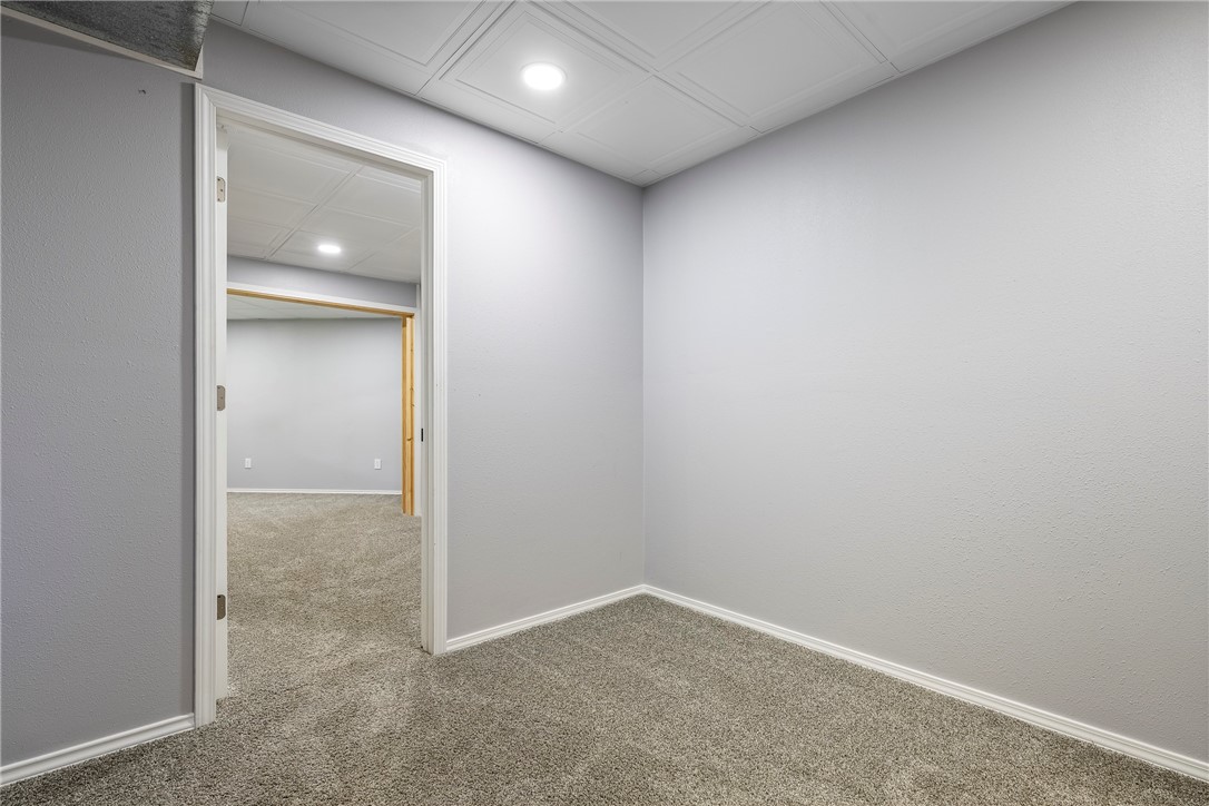 Rogers, Arkansas, 72756, United States, 4 Bedrooms Bedrooms, ,3 BathroomsBathrooms,Residential,For Sale,1925135