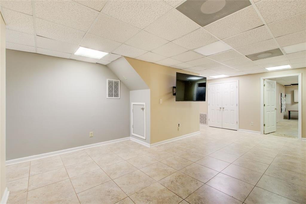 Stockbridge, Georgia, 30281, United States, 5 Bedrooms Bedrooms, ,3 BathroomsBathrooms,Residential,For Sale,1895957