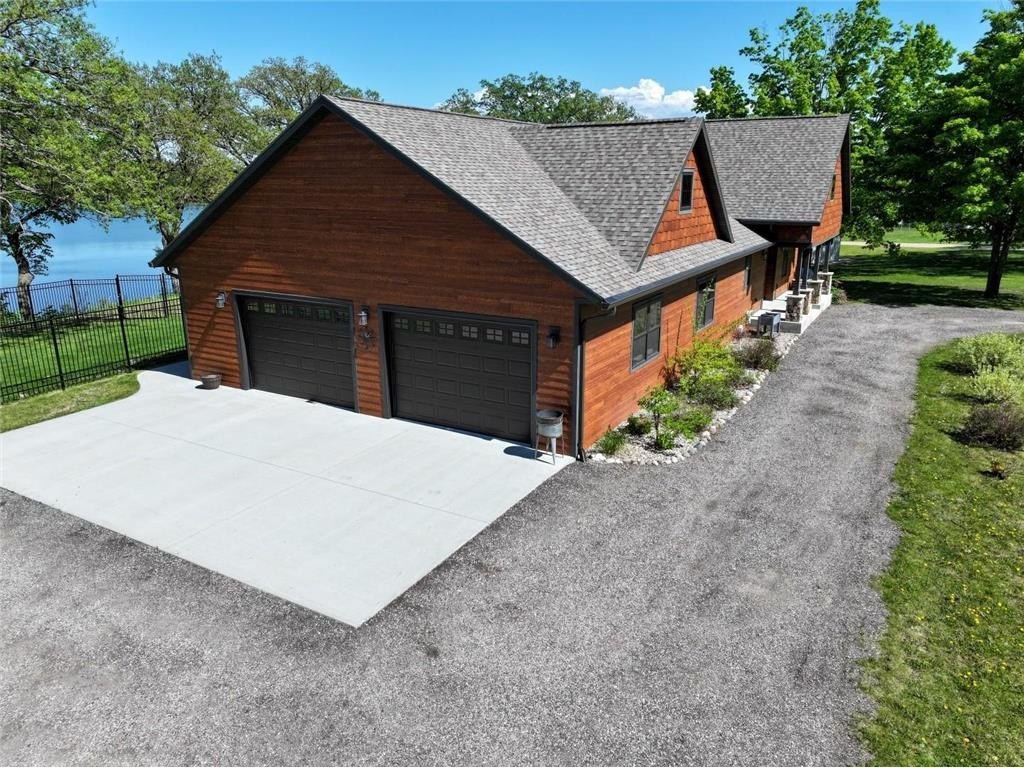 Alexandria, Minnesota, 56308, United States, 4 Bedrooms Bedrooms, ,4 BathroomsBathrooms,Residential,For Sale,2039906