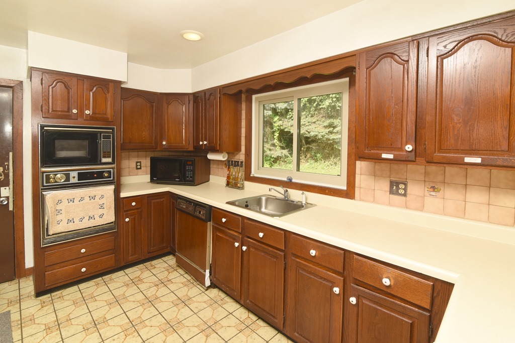 Brewster, New York, 10509, United States, 3 Bedrooms Bedrooms, ,3 BathroomsBathrooms,Residential,For Sale,1878013