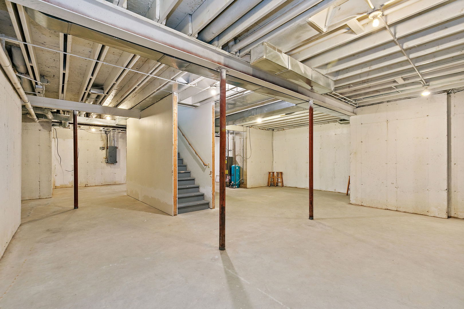 Custer Park, Illinois, 60481, United States, 4 Bedrooms Bedrooms, ,3 BathroomsBathrooms,Residential,For Sale,1977920