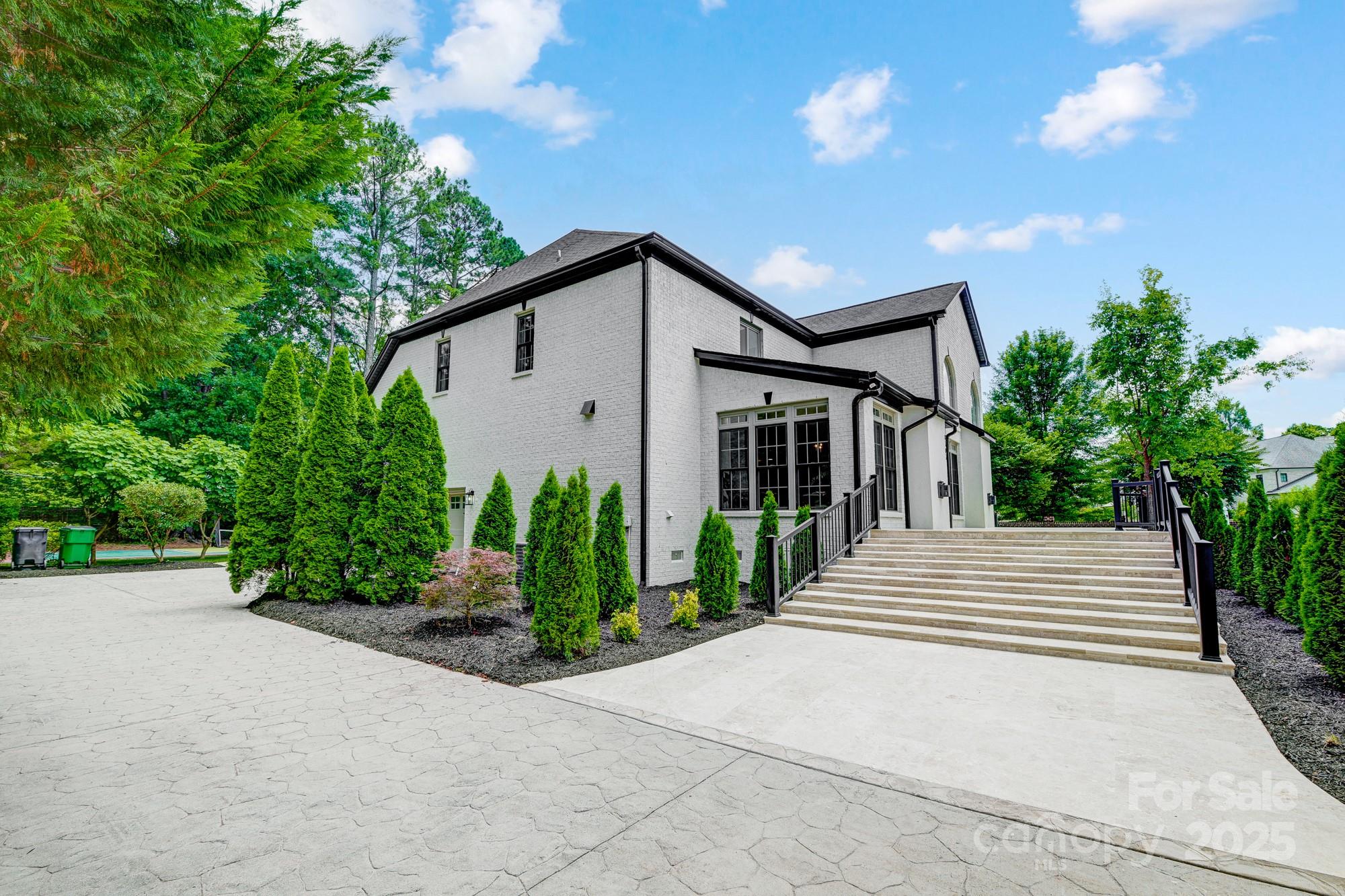 Charlotte, North Carolina, 28226, United States, 4 Bedrooms Bedrooms, ,4 BathroomsBathrooms,Residential,For Sale,1795326
