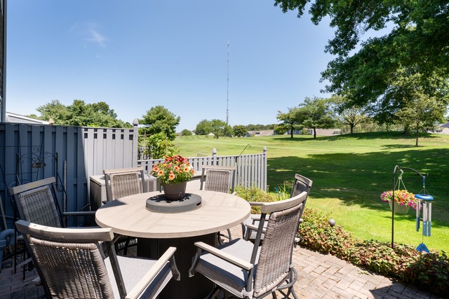 Middle Island, New York, 11953, United States, 3 Bedrooms Bedrooms, ,3 BathroomsBathrooms,Residential,For Sale,1918014