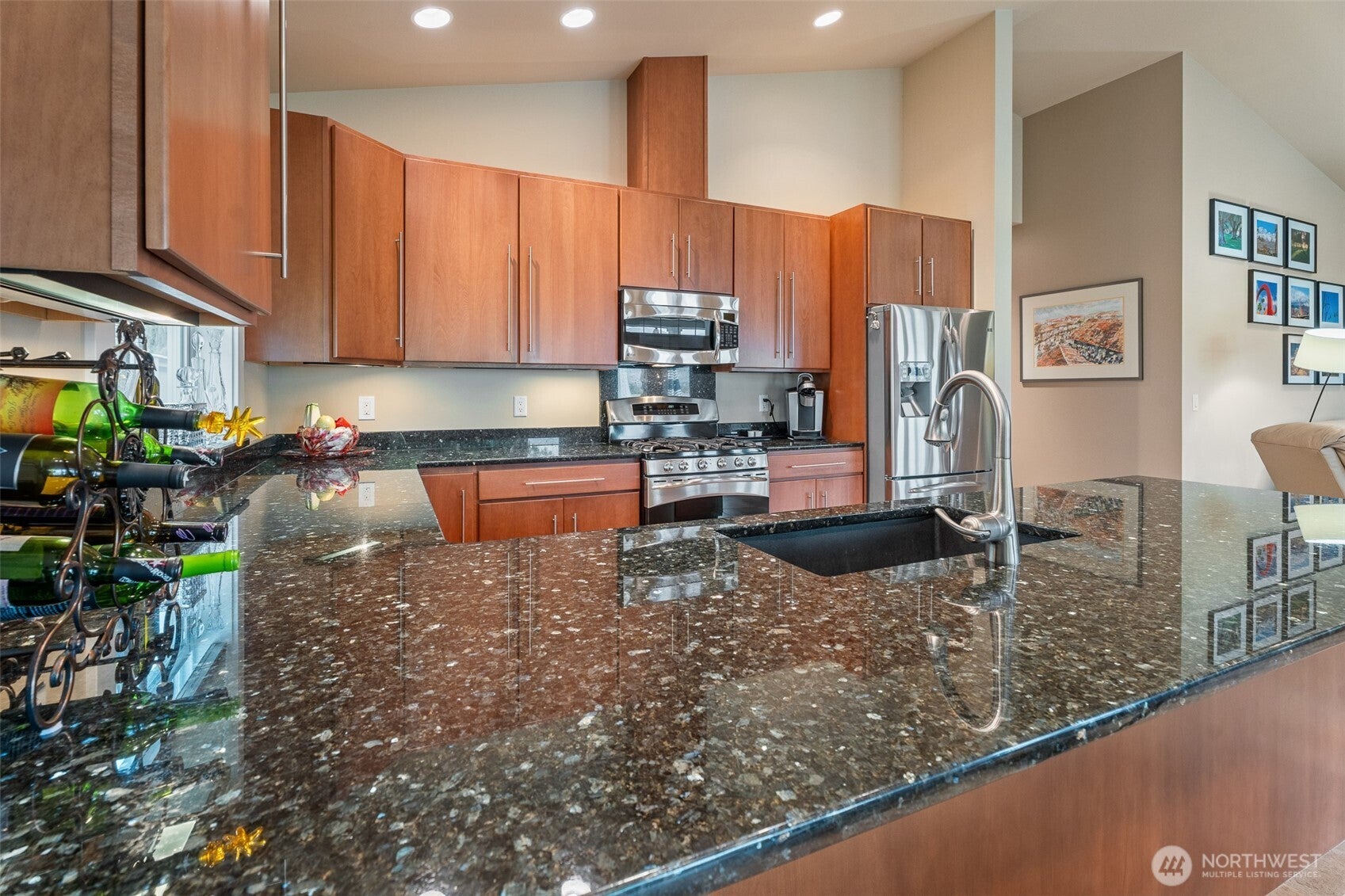 East Wenatchee, Washington, 98802, United States, 3 Bedrooms Bedrooms, ,1 BathroomBathrooms,Residential,For Sale,1934190