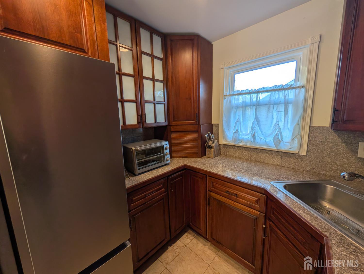 Old Bridge, New Jersey, 08857, United States, 3 Bedrooms Bedrooms, ,2 BathroomsBathrooms,Residential,For Sale,1849014