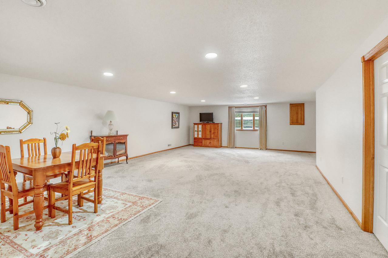 West Fargo, North Dakota, 58078, United States, 3 Bedrooms Bedrooms, ,2 BathroomsBathrooms,Residential,For Sale,2006344