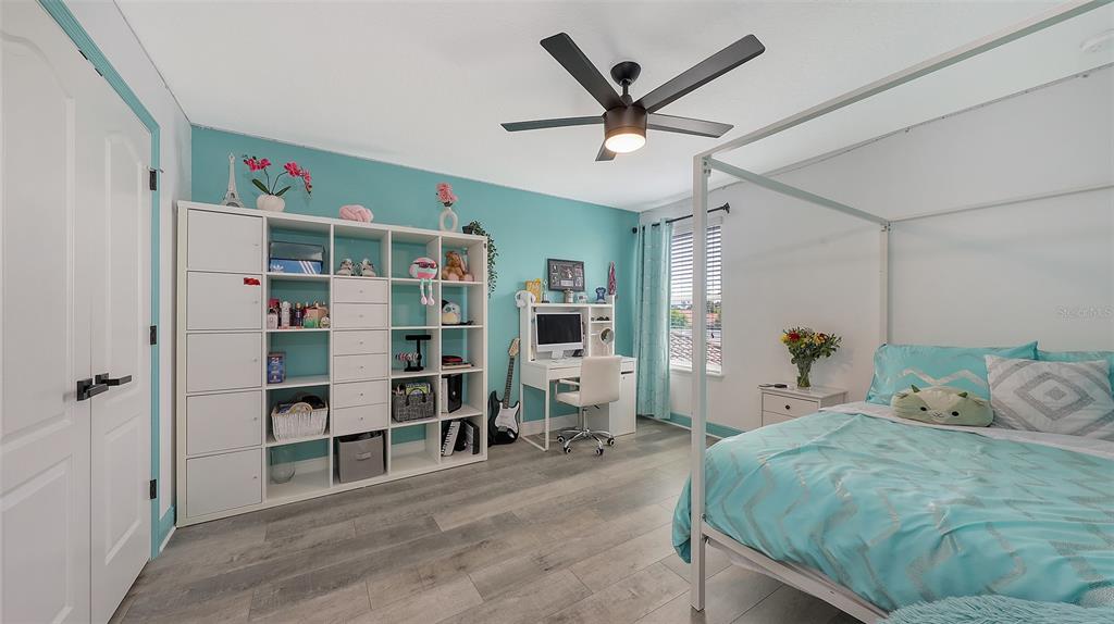 Sarasota, Florida, 34243, United States, 5 Bedrooms Bedrooms, ,4 BathroomsBathrooms,Residential,For Sale,1927282