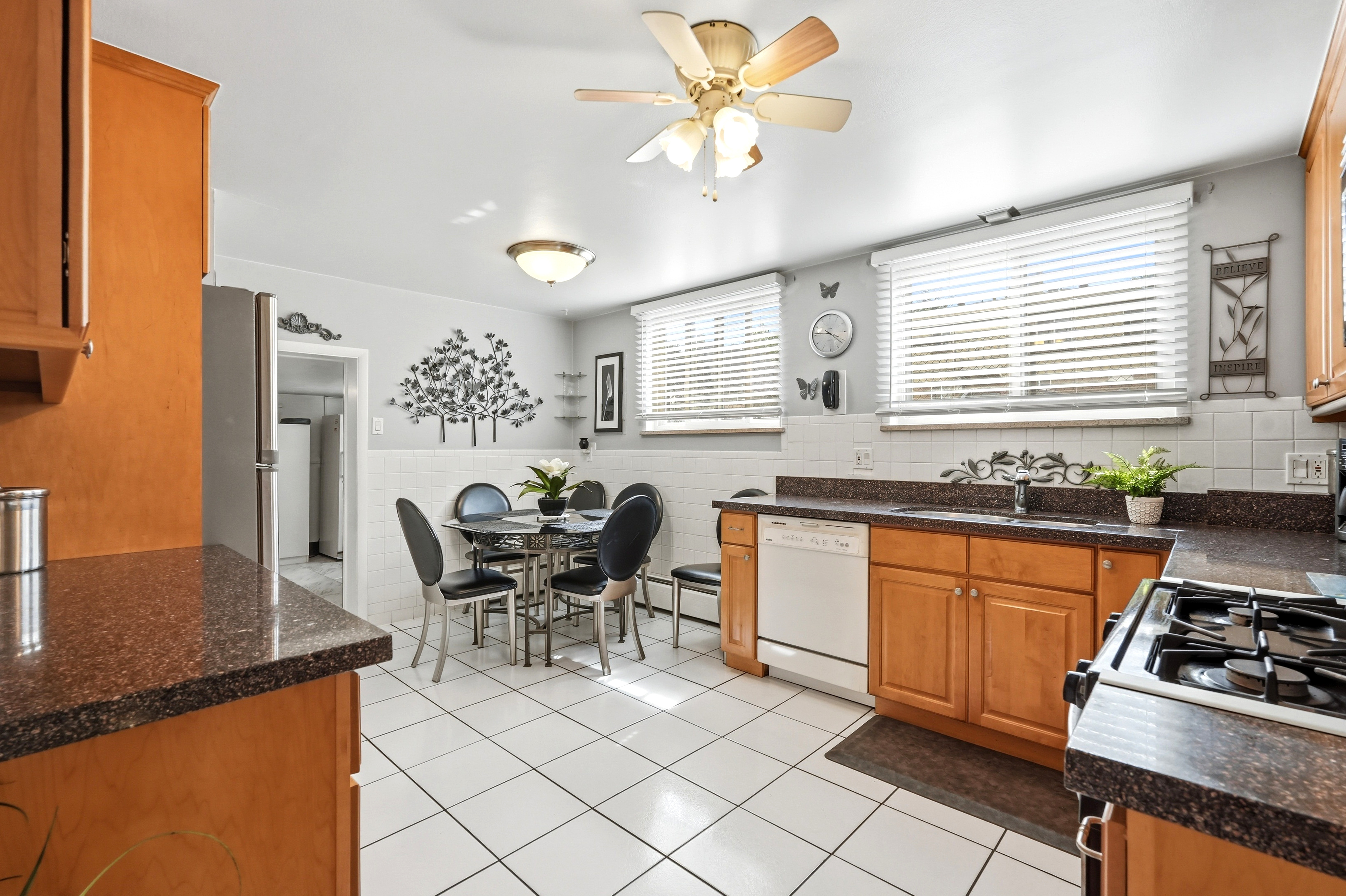 Rare Denver Opportunity  Two Homes, Three Living Spaces on One Lot - 物件實景