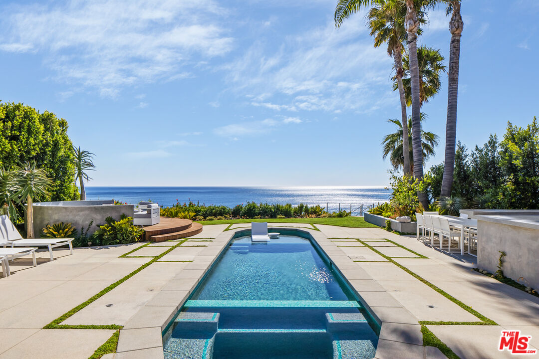 Malibu, California, 90265, United States, 3 Bedrooms Bedrooms, ,4 BathroomsBathrooms,Residential,For Sale,1746173