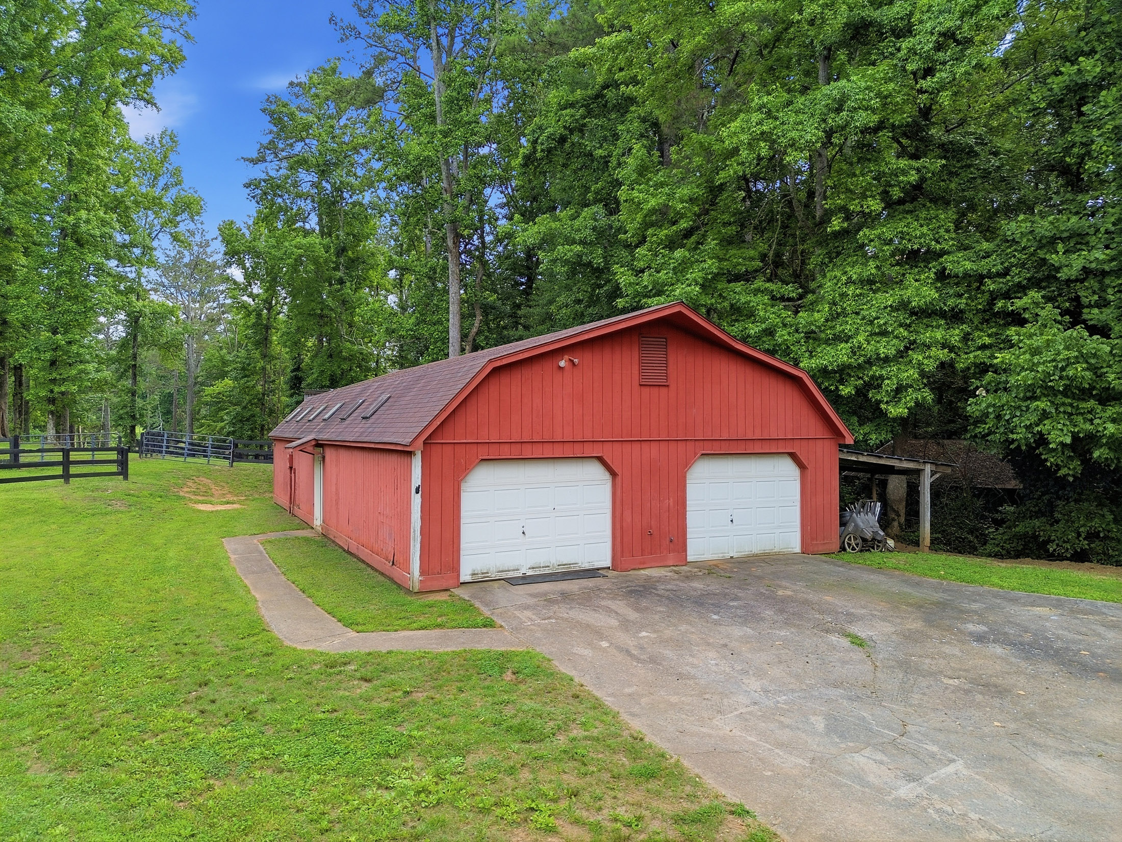  Exceptional Brick Ranch on 5+/- Picturesque Acres - 物件實景