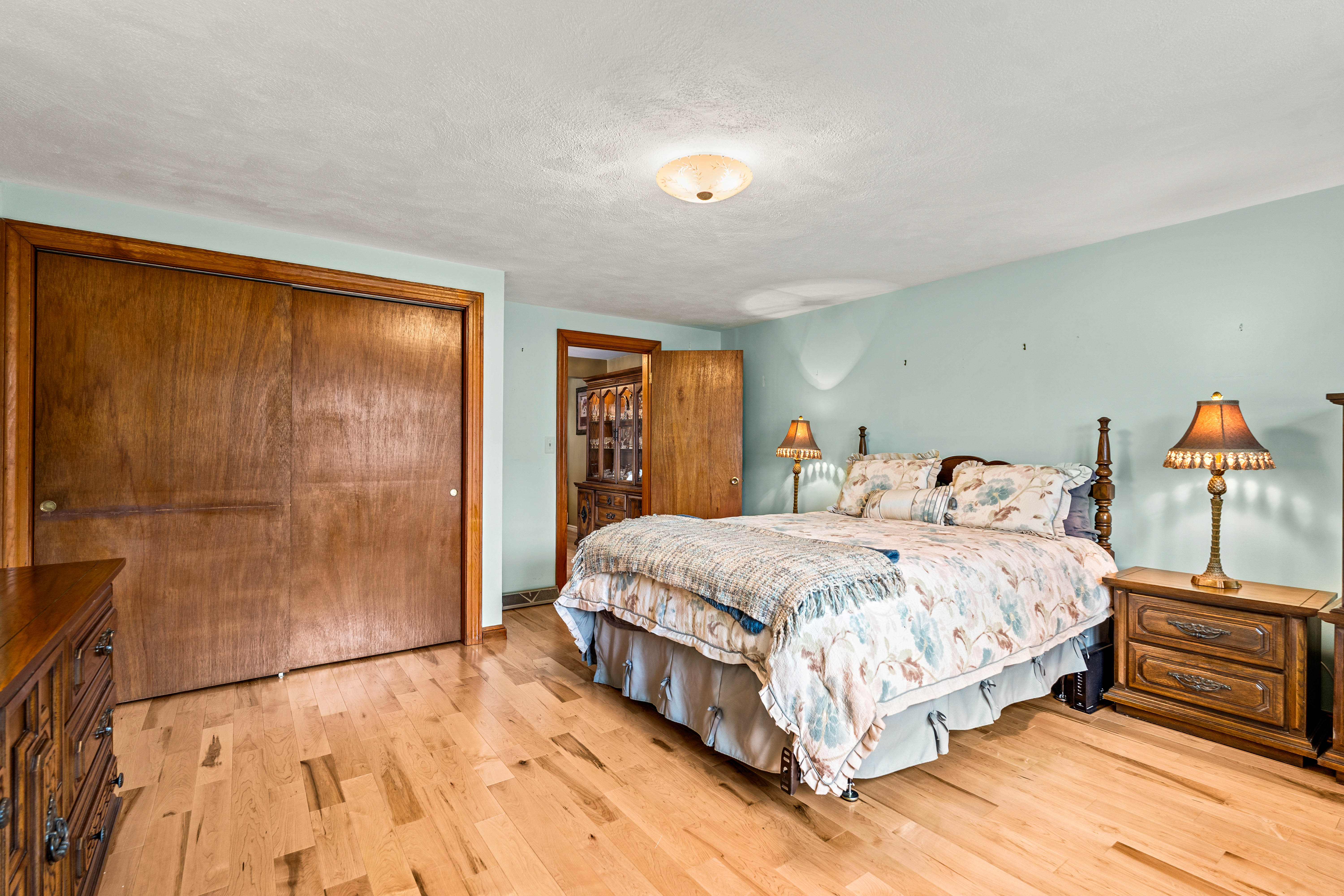  11 Arnold Road, Peabody, MA, 01960 - 物件實景