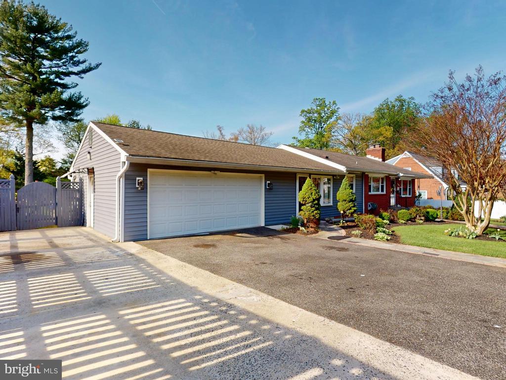 Silver Spring, Maryland, 20902, United States, 3 Bedrooms Bedrooms, ,3 BathroomsBathrooms,Residential,For Sale,1931688