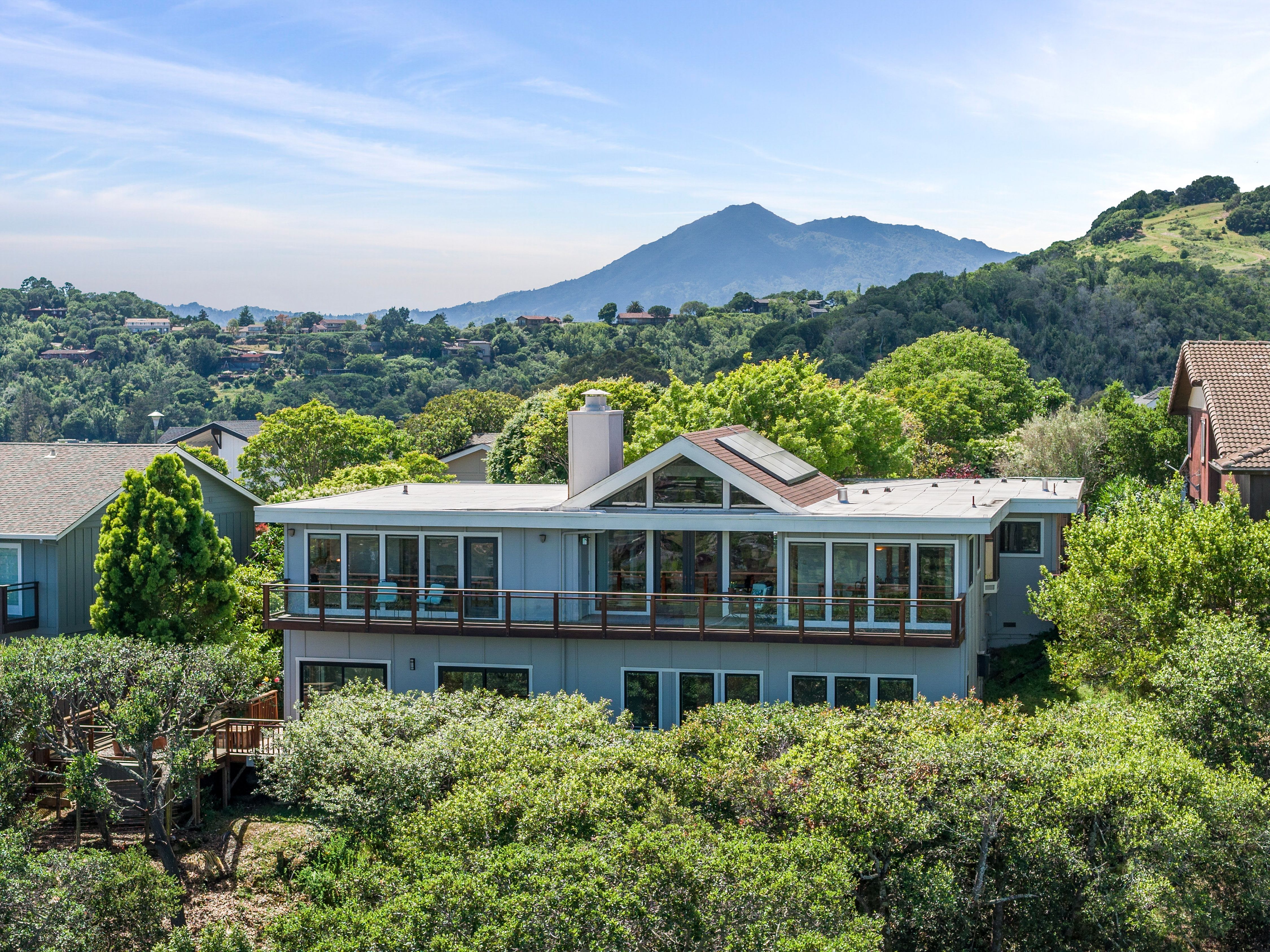  Peacock Gap View Home - 物件實景