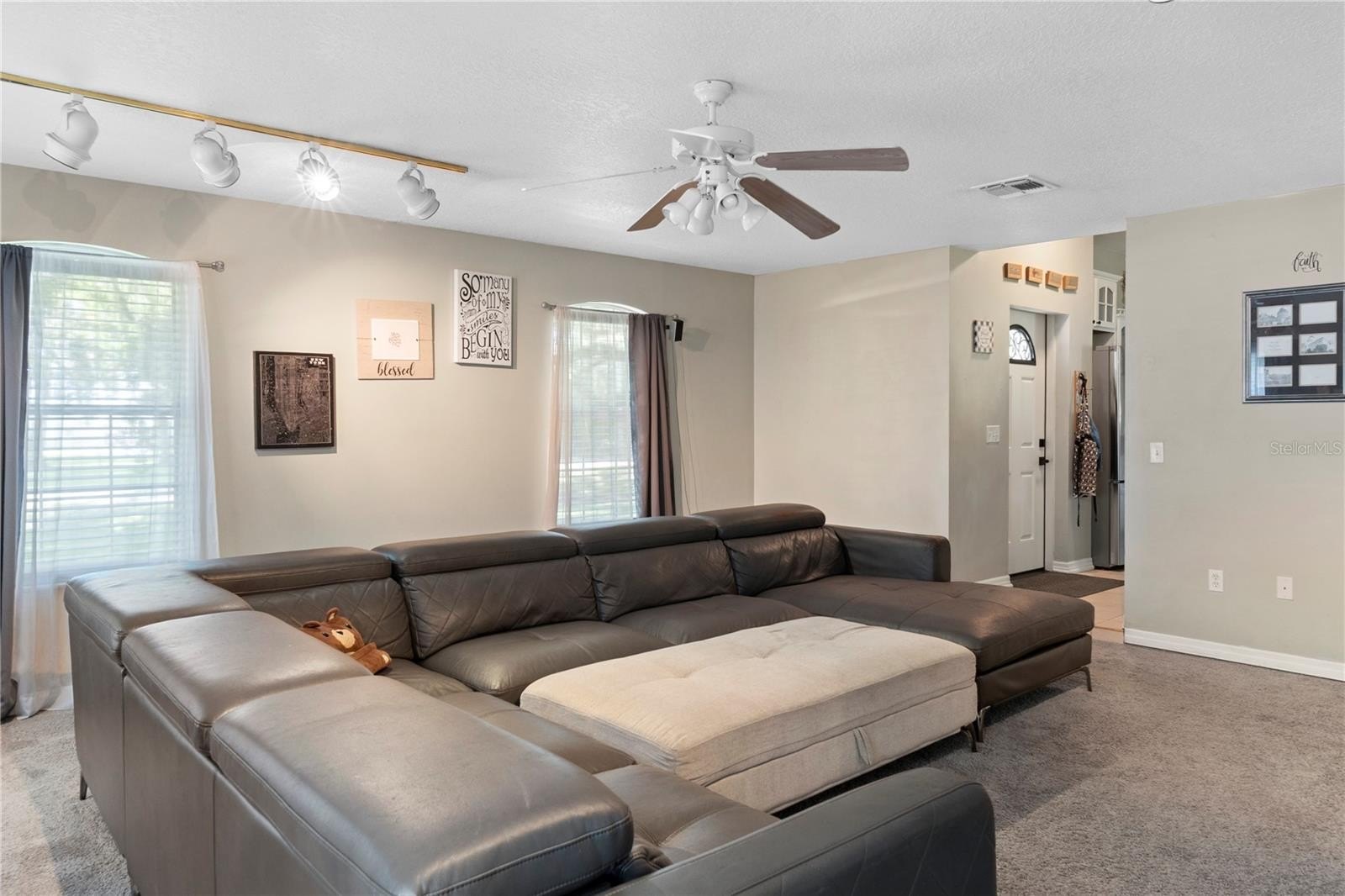 ST CLOUD, Florida, 34772, United States, 3 Bedrooms Bedrooms, ,2 BathroomsBathrooms,Residential,For Sale,1980411