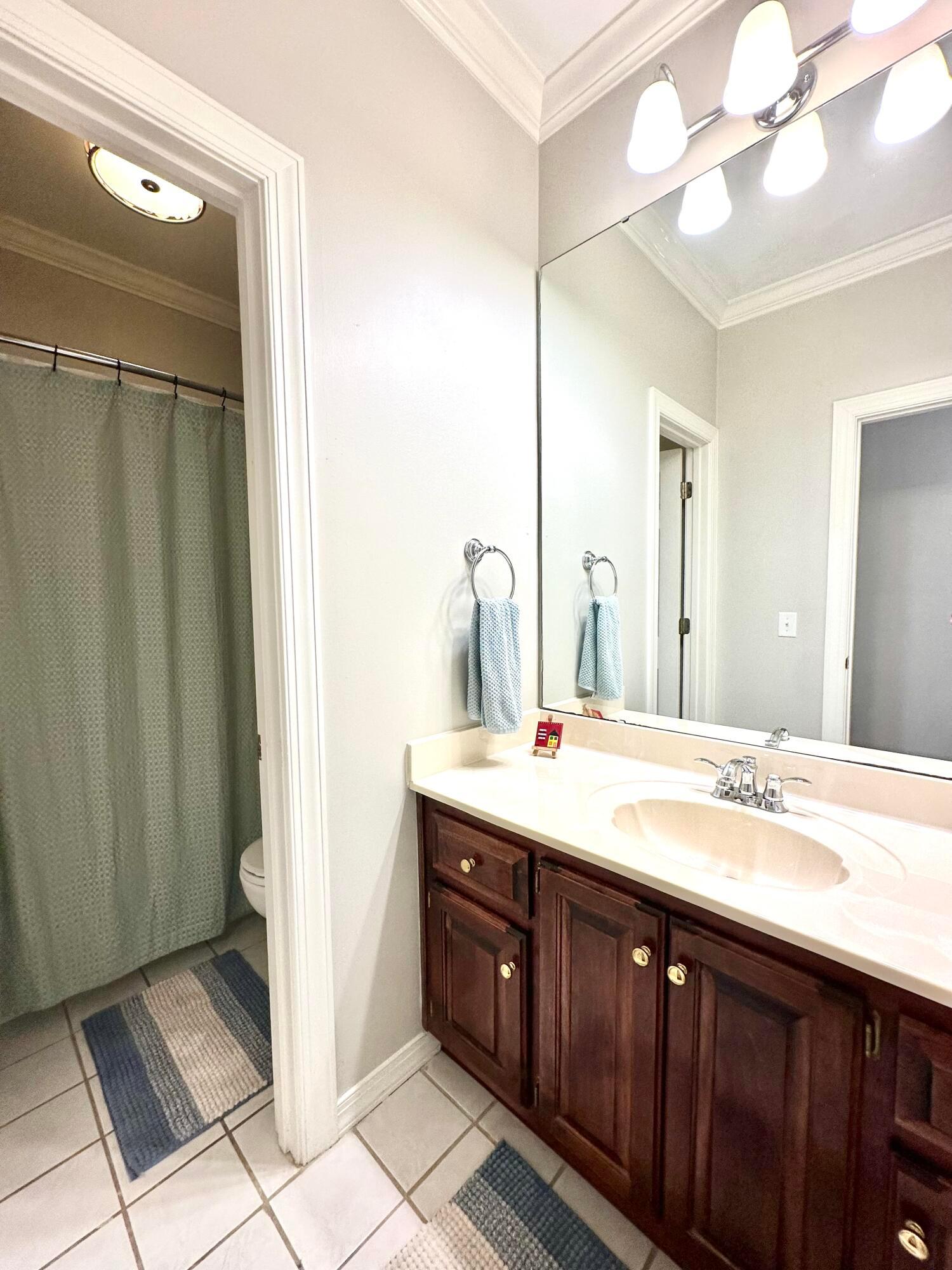 Tupelo, Mississippi, 38804, United States, 4 Bedrooms Bedrooms, ,4 BathroomsBathrooms,Residential,For Sale,1961666