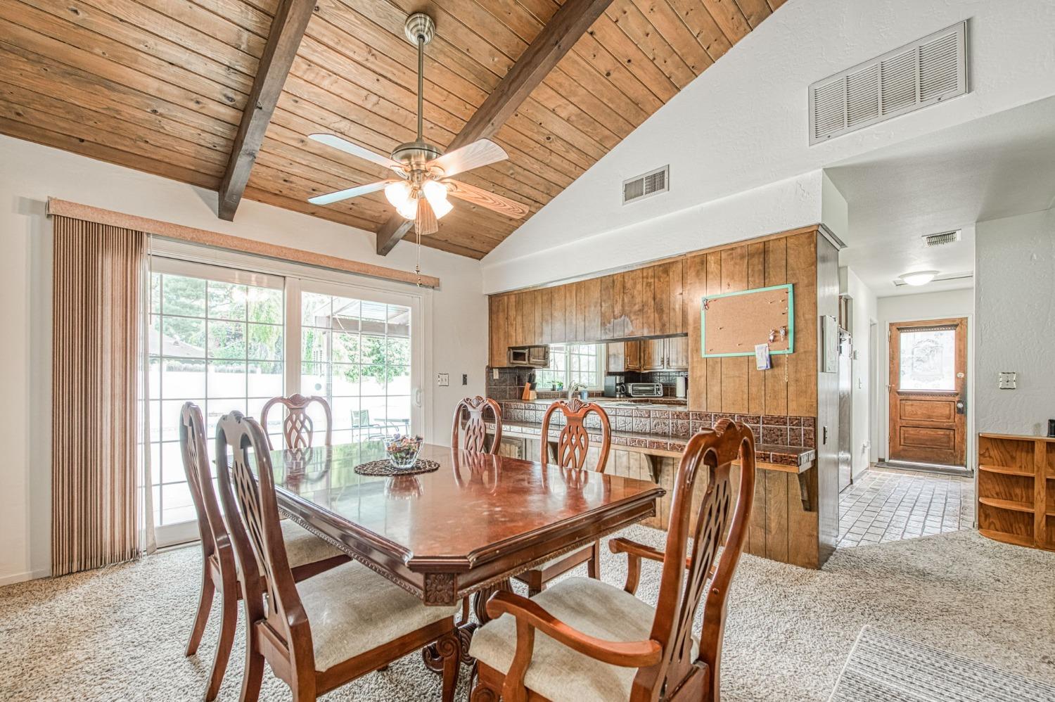 Sanger, California, 93657, United States, 4 Bedrooms Bedrooms, ,3 BathroomsBathrooms,Residential,For Sale,1897829
