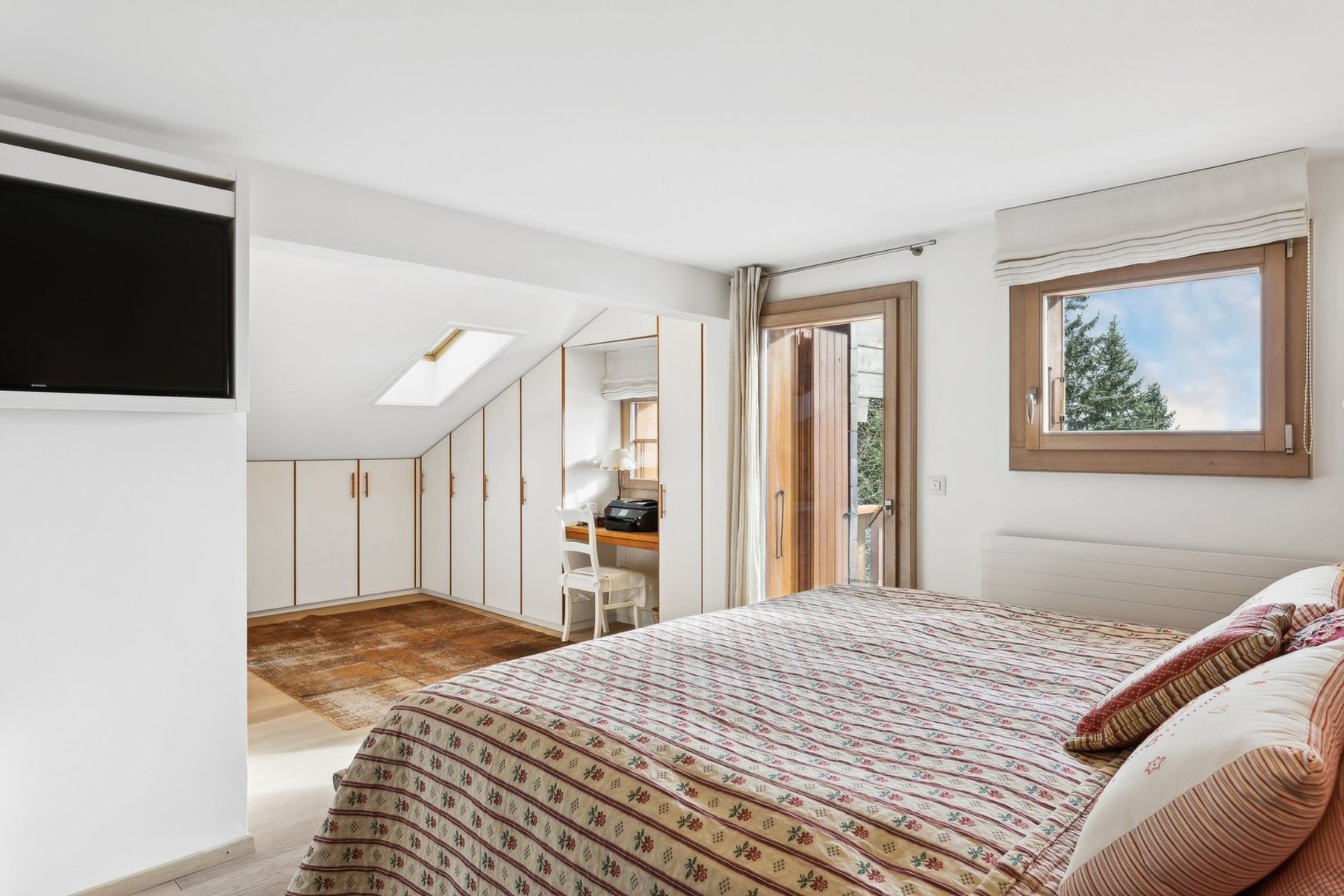  Very nice 6 rooms, 3 south-facing balconies, beautiful view, quiet, close to the - 物件實景