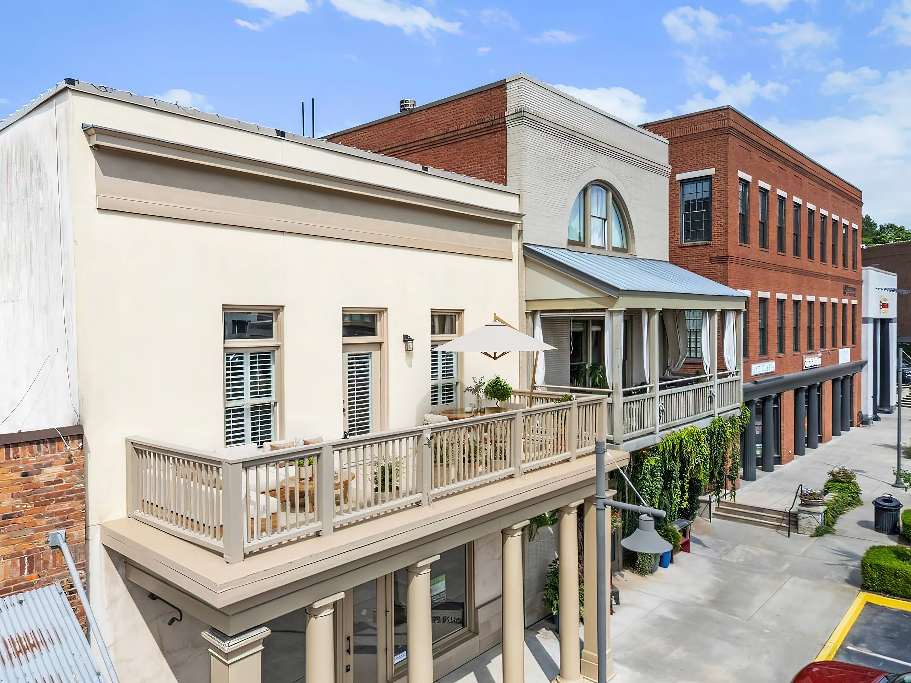  Perfectly Positioned in the Heart of Vickery Village - 物件實景