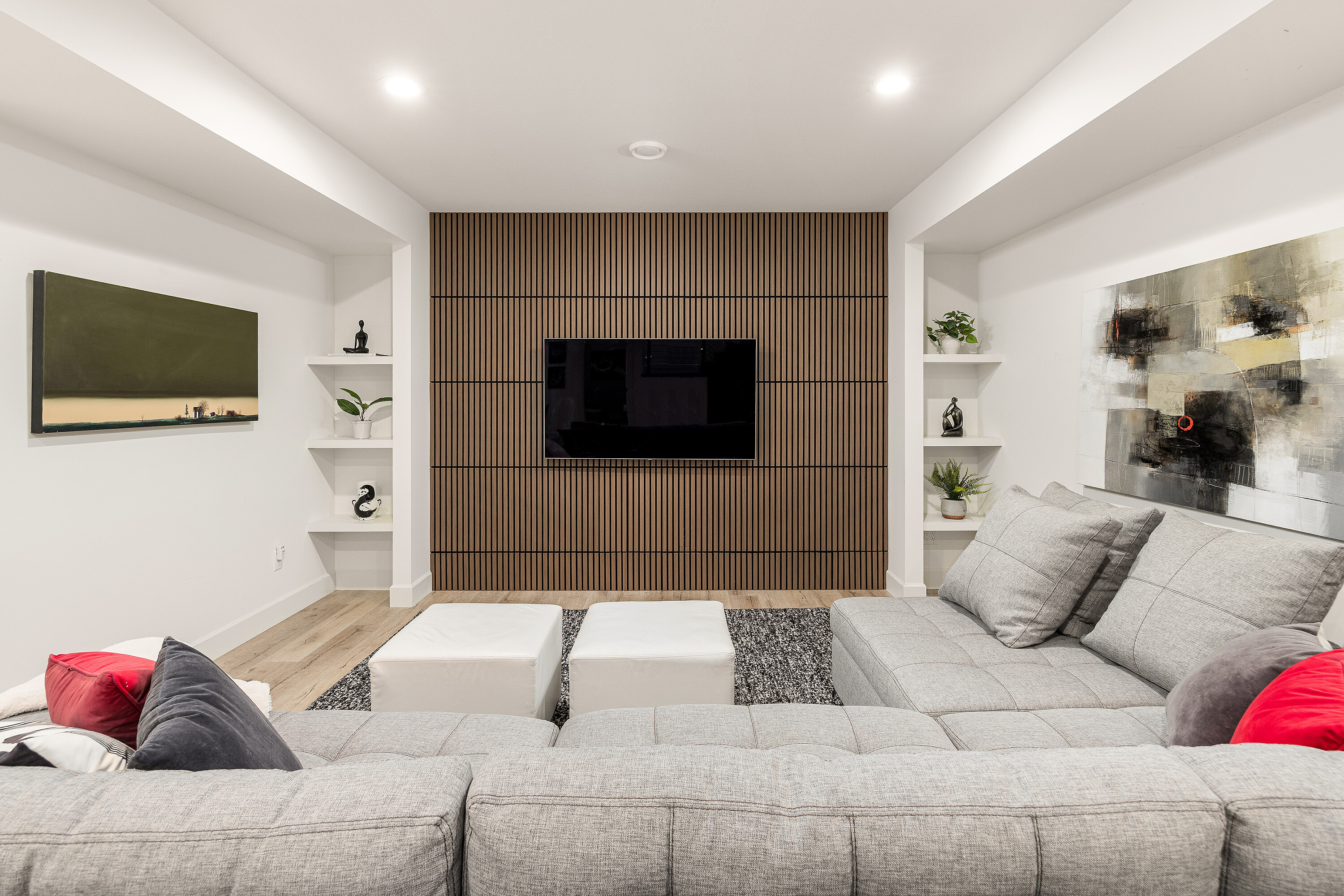  Stunning Modern Home - 物件實景