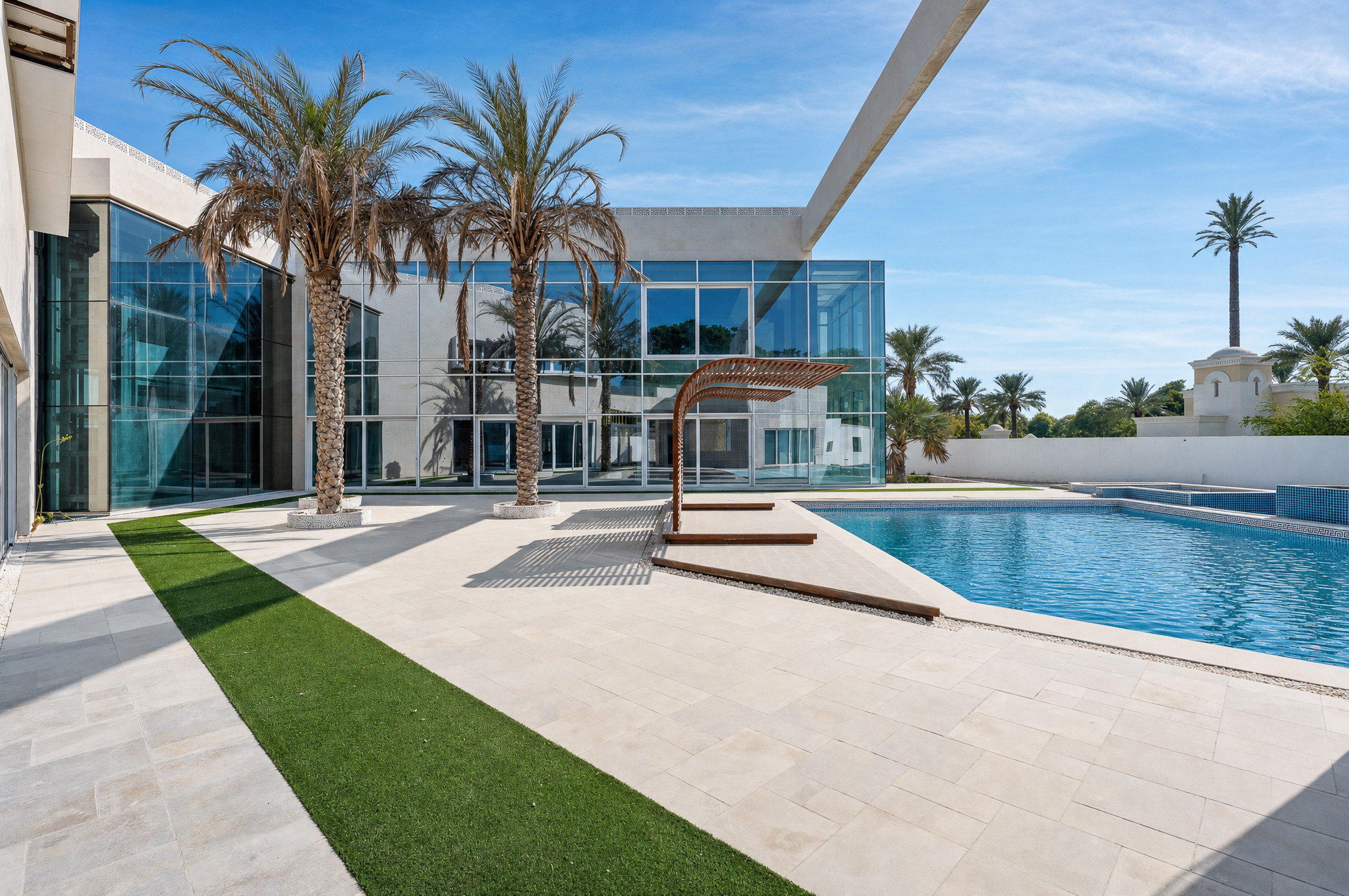  Expansive Modern Home in Emirates Hills - 物件實景