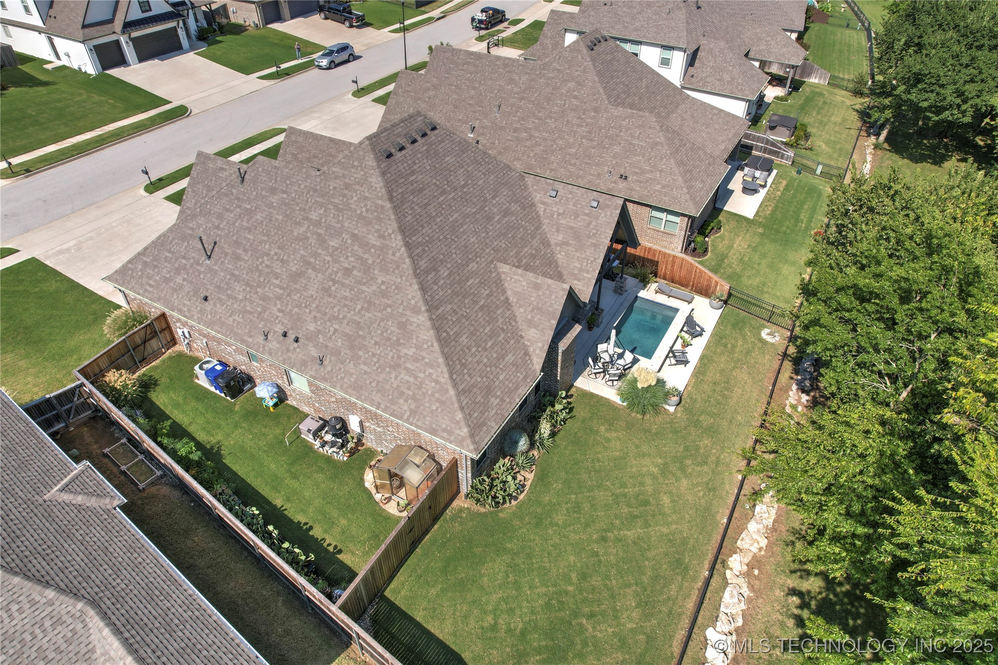 Broken Arrow, Oklahoma, 74014, United States, 3 Bedrooms Bedrooms, ,2 BathroomsBathrooms,Residential,For Sale,1940073