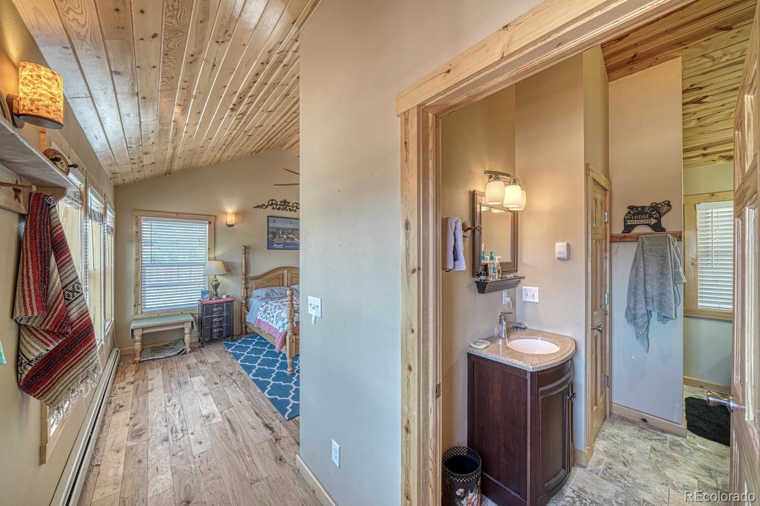 Salida, Colorado, 81201, United States, 3 Bedrooms Bedrooms, ,3 BathroomsBathrooms,Residential,For Sale,1977824