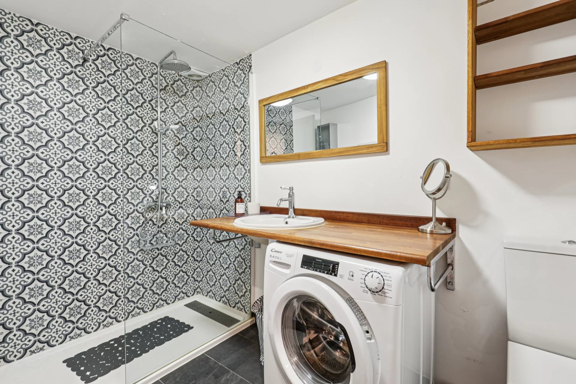 Paris 4th, Île-de-France, 75004, FR, 2 Bedrooms Bedrooms, ,Residential,For Sale,2003087