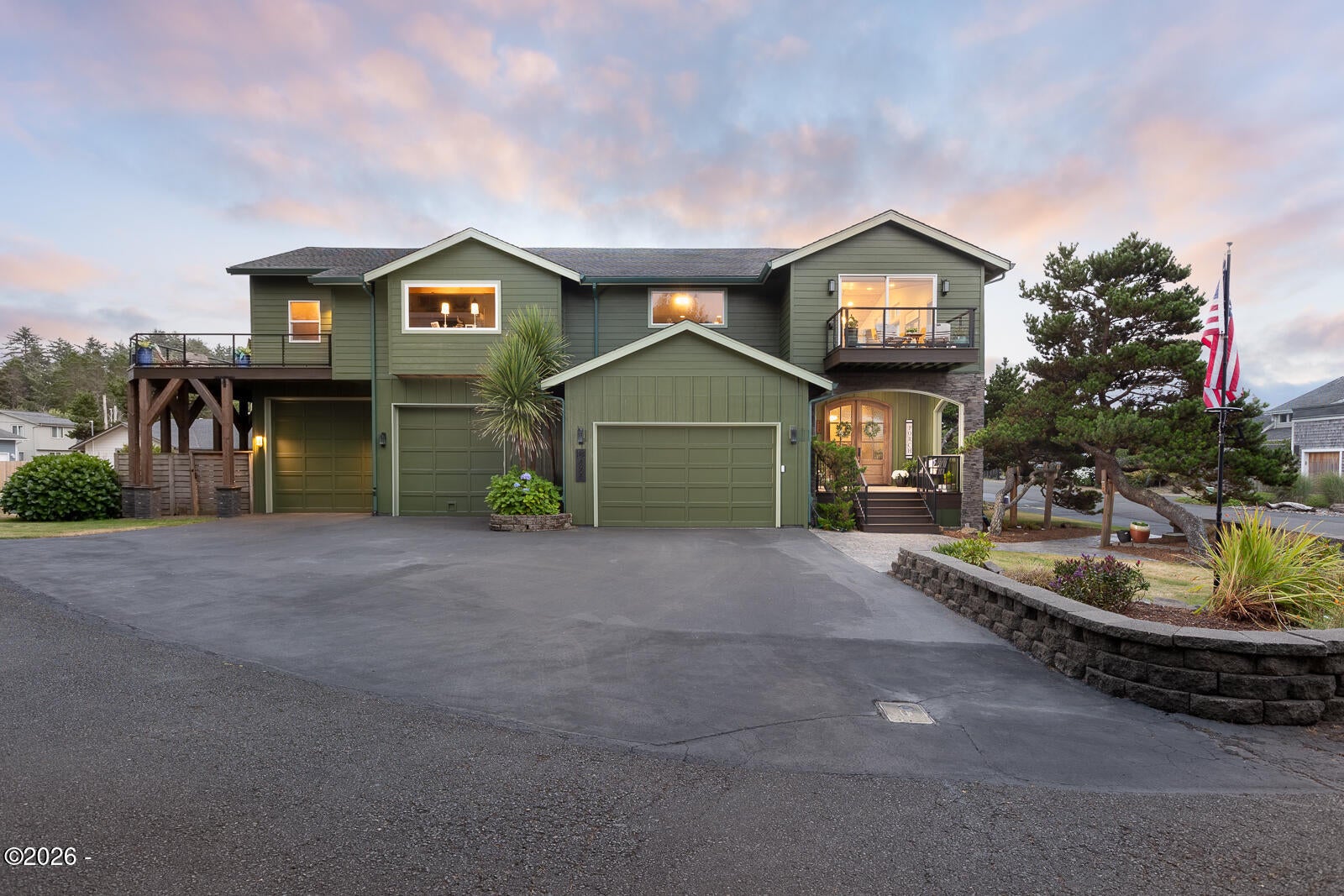 Cliff St, Depoe Bay, OR 97341 #1