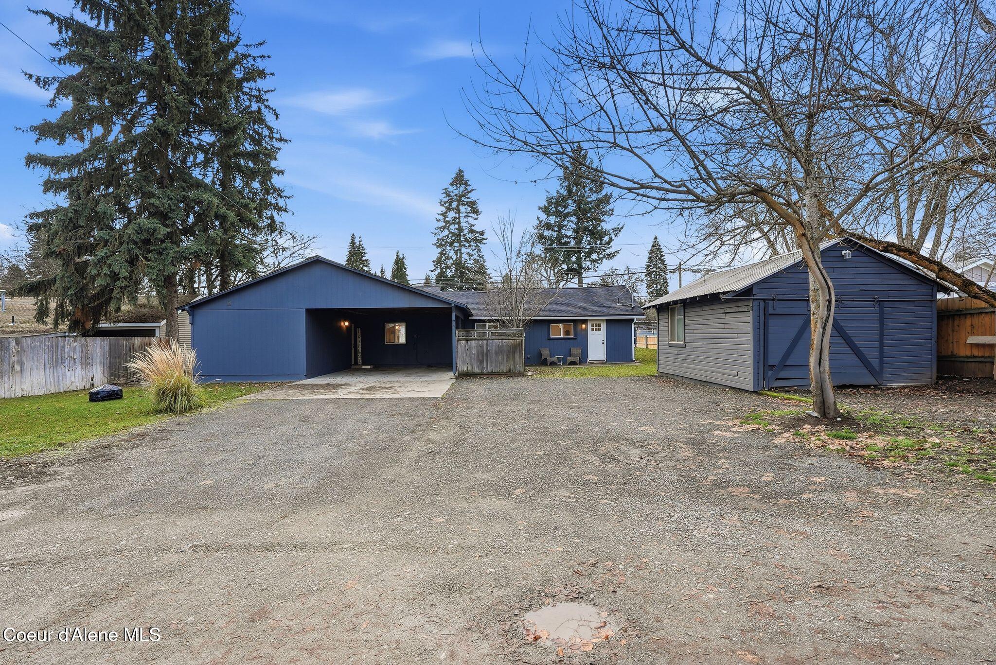 Coeur d'Alene, Idaho, 83814, United States, ,Residential,For Sale,2033062