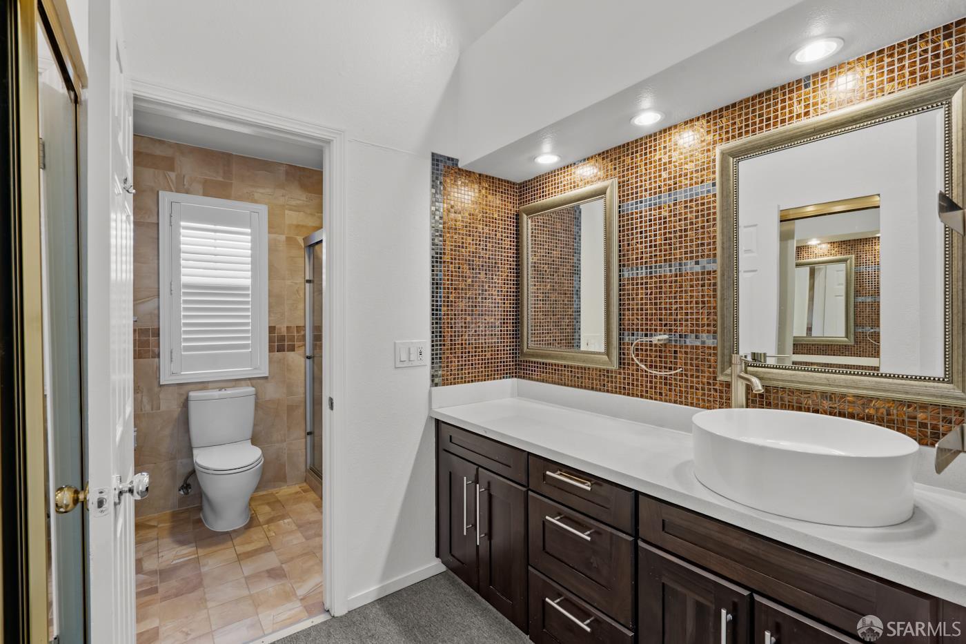 Daly City, California, 94014, United States, 2 Bedrooms Bedrooms, ,3 BathroomsBathrooms,Residential,For Sale,1938525