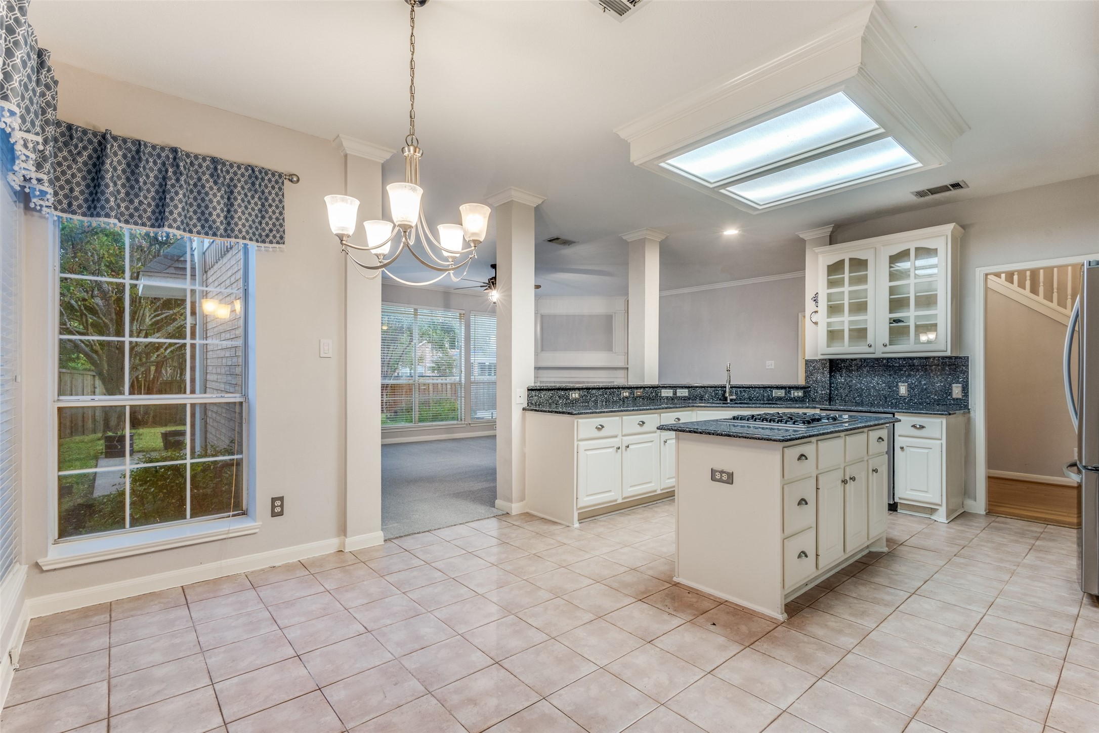 Richardson, Texas, 75082, United States, 4 Bedrooms Bedrooms, ,3 BathroomsBathrooms,Residential,For Sale,1989698