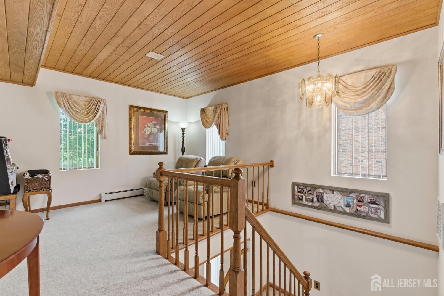South Amboy, New Jersey, 08879, United States, 3 Bedrooms Bedrooms, ,3 BathroomsBathrooms,Residential,For Sale,2049117
