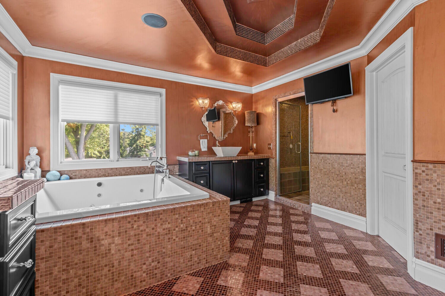 Northville, Michigan, 48167, United States, 4 Bedrooms Bedrooms, ,7 BathroomsBathrooms,Residential,For Sale,1991928