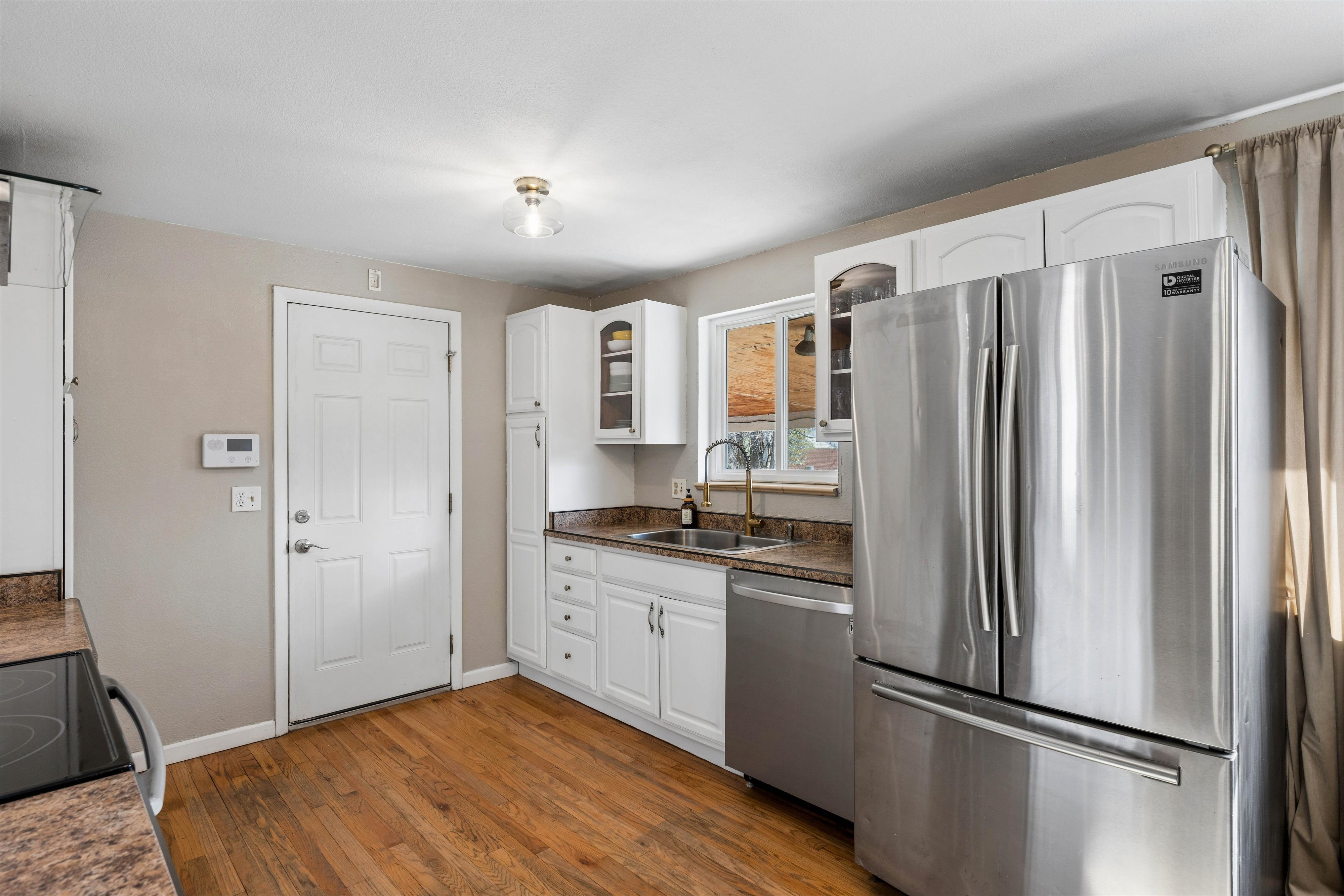  Welcome to 2900 South Jay Street - 物件實景