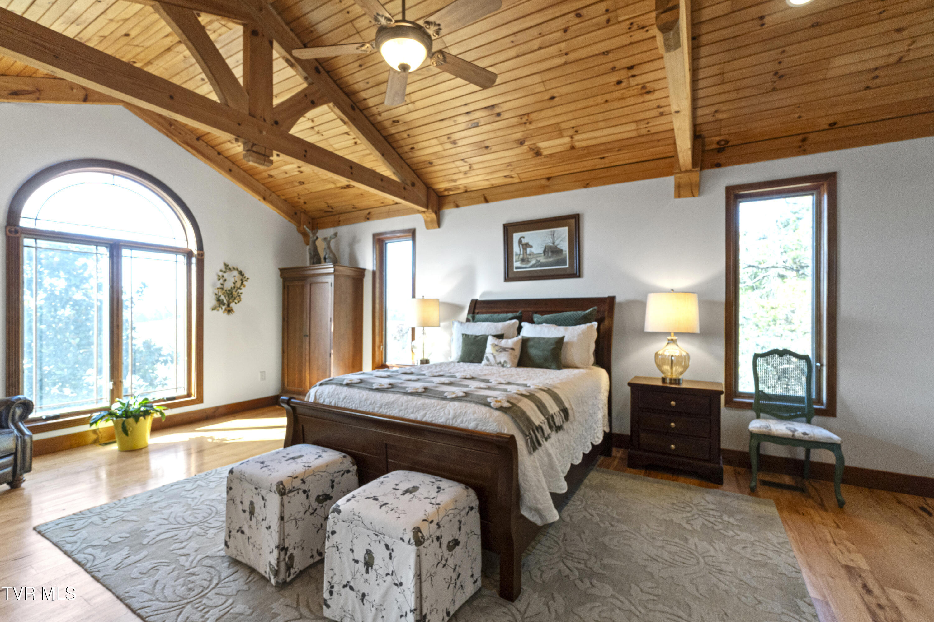 Parrottsville, Tennessee, 37843, United States, 5 Bedrooms Bedrooms, ,4 BathroomsBathrooms,Residential,For Sale,2005757