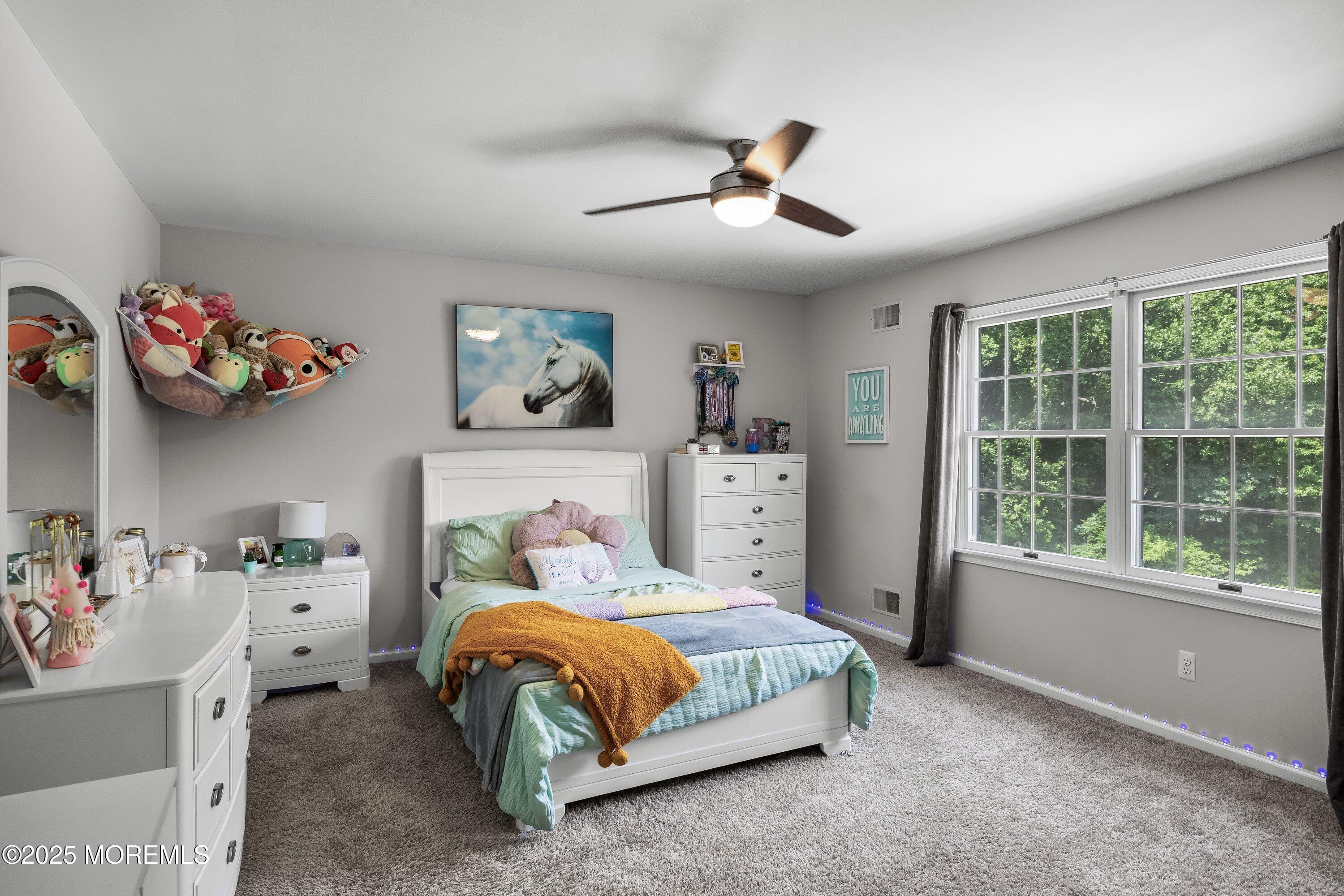 Cream Ridge, New Jersey, 08514, United States, 4 Bedrooms Bedrooms, ,3 BathroomsBathrooms,Residential,For Sale,1904272