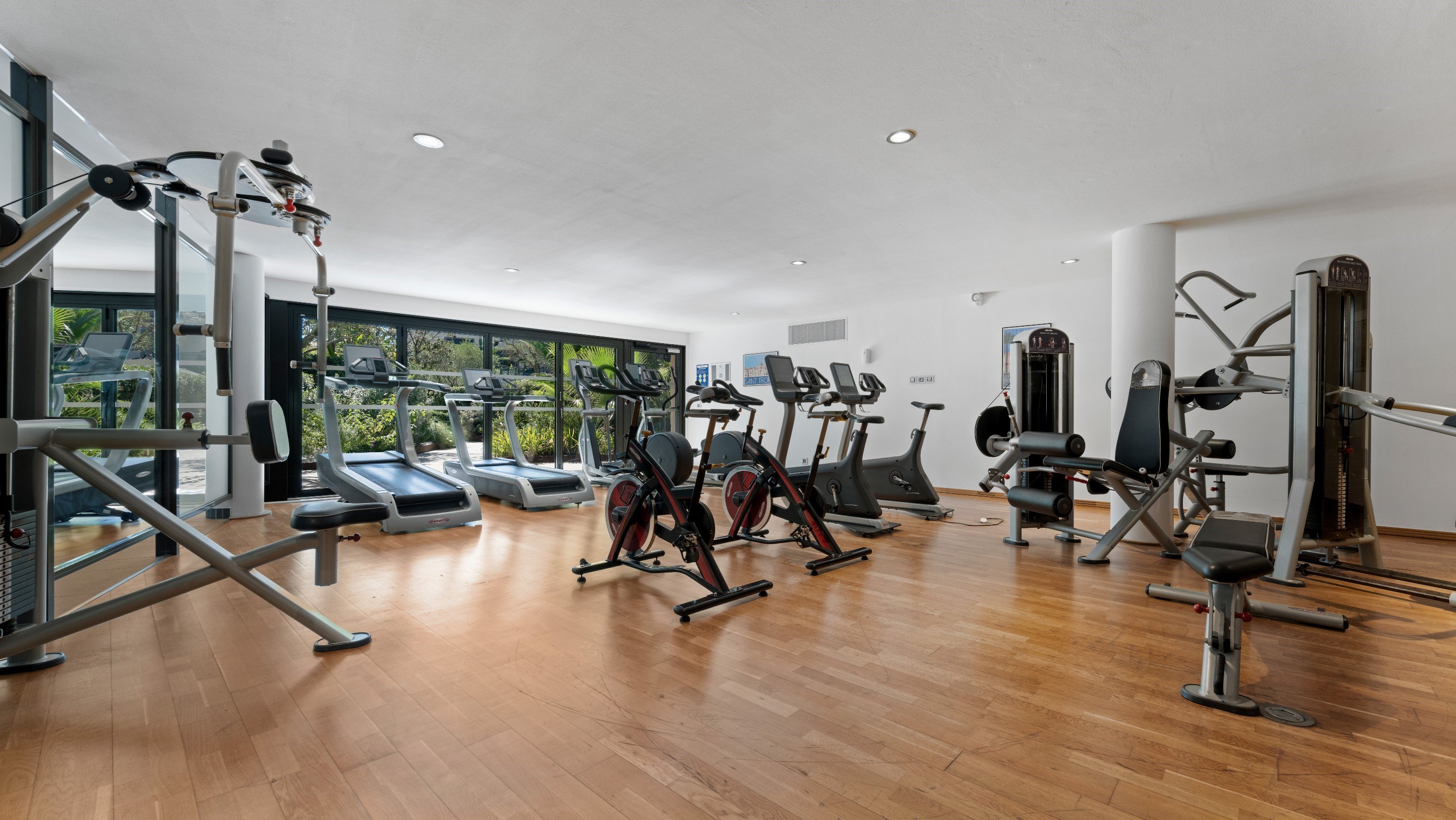  Saint Tropez, 130 sqm three bedroom penthouse with 40 sqm of terraces - 物件實景