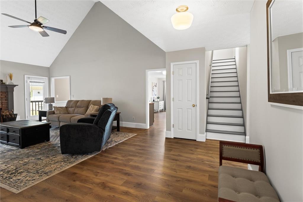 Dacula, Georgia, 30019, United States, 5 Bedrooms Bedrooms, ,4 BathroomsBathrooms,Residential,For Sale,1990423